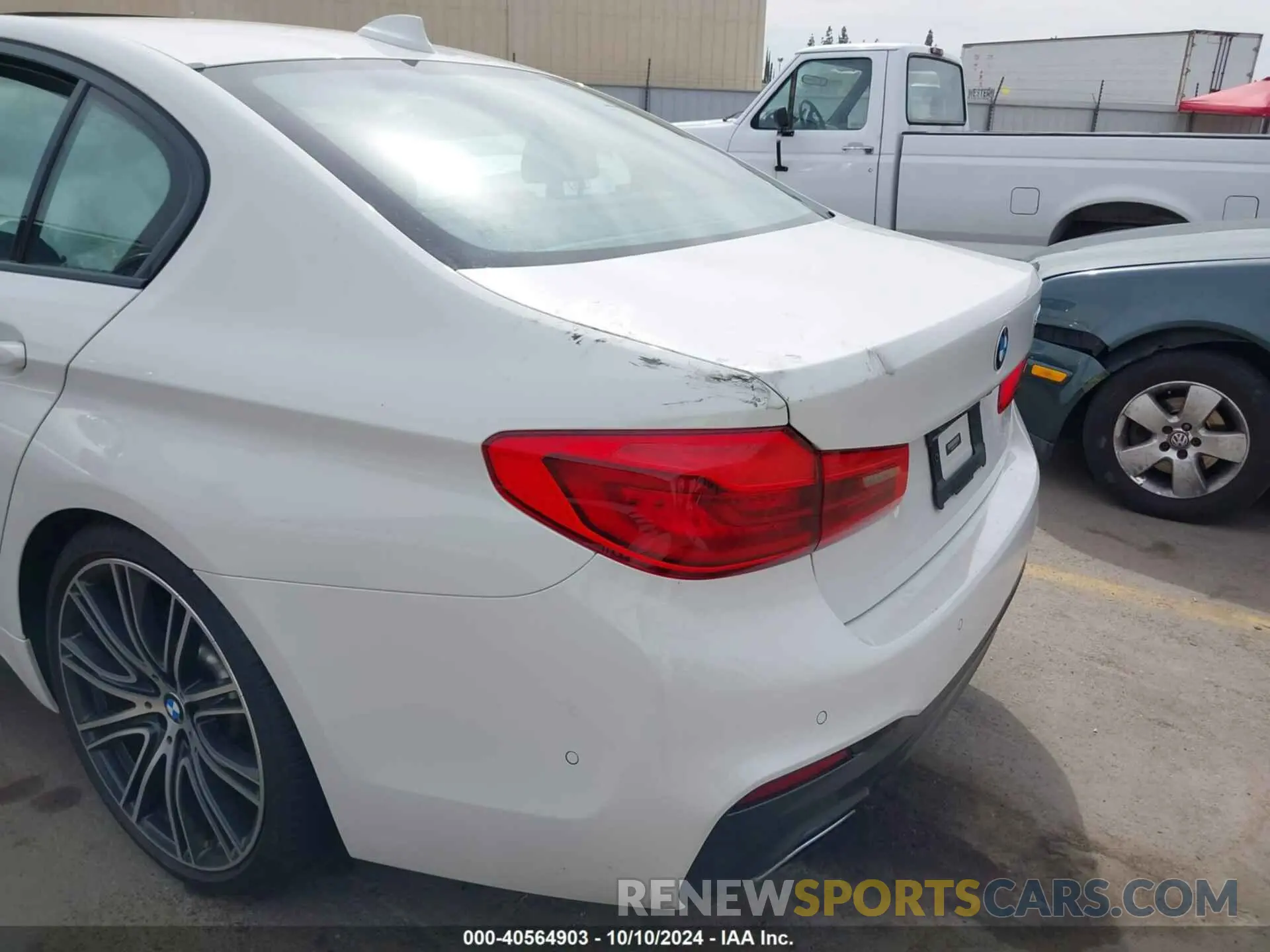 20 fotografías del automóvil dañado WBAJS1C06LCD74115 BMW 540I 2020
