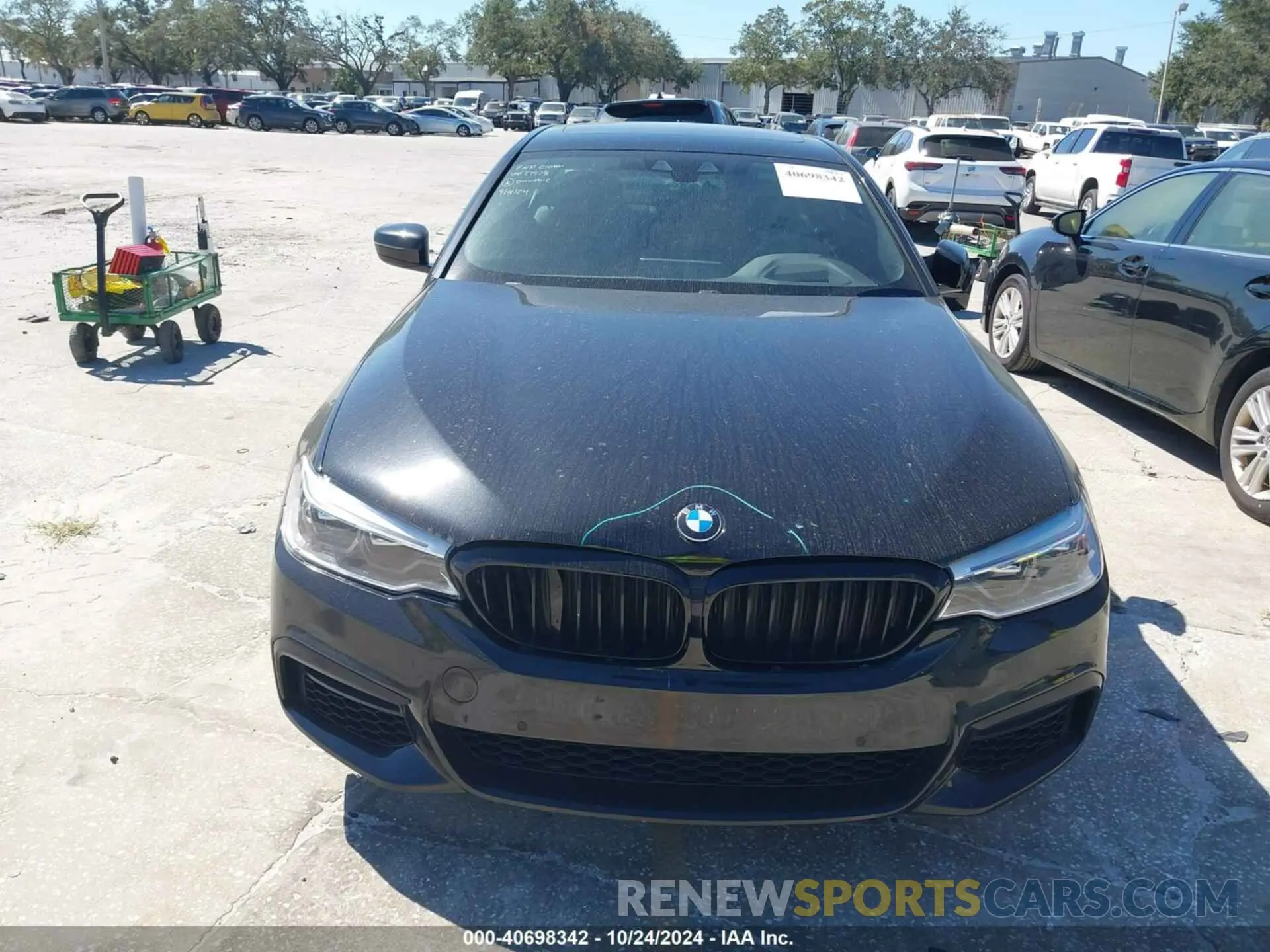 13 fotografías del automóvil dañado WBAJS1C08LCD17978 BMW 540I 2020
