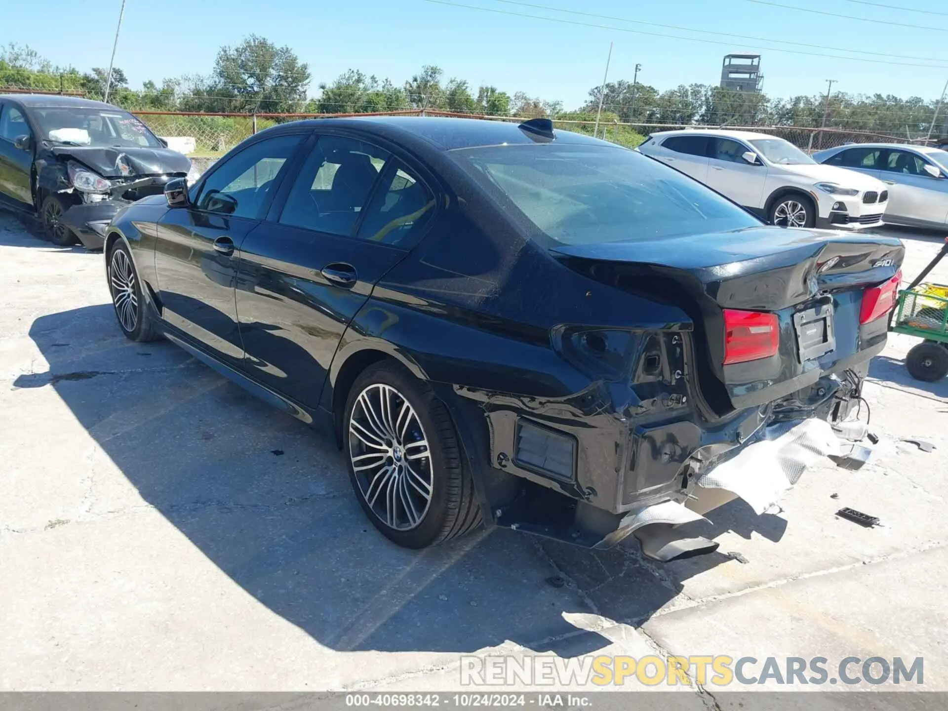 3 fotografías del automóvil dañado WBAJS1C08LCD17978 BMW 540I 2020