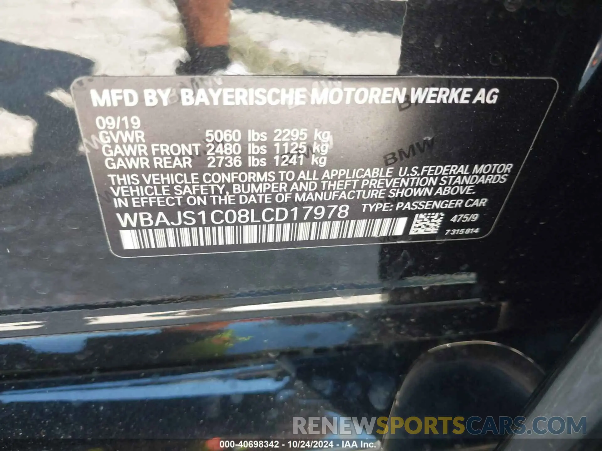 9 fotografías del automóvil dañado WBAJS1C08LCD17978 BMW 540I 2020