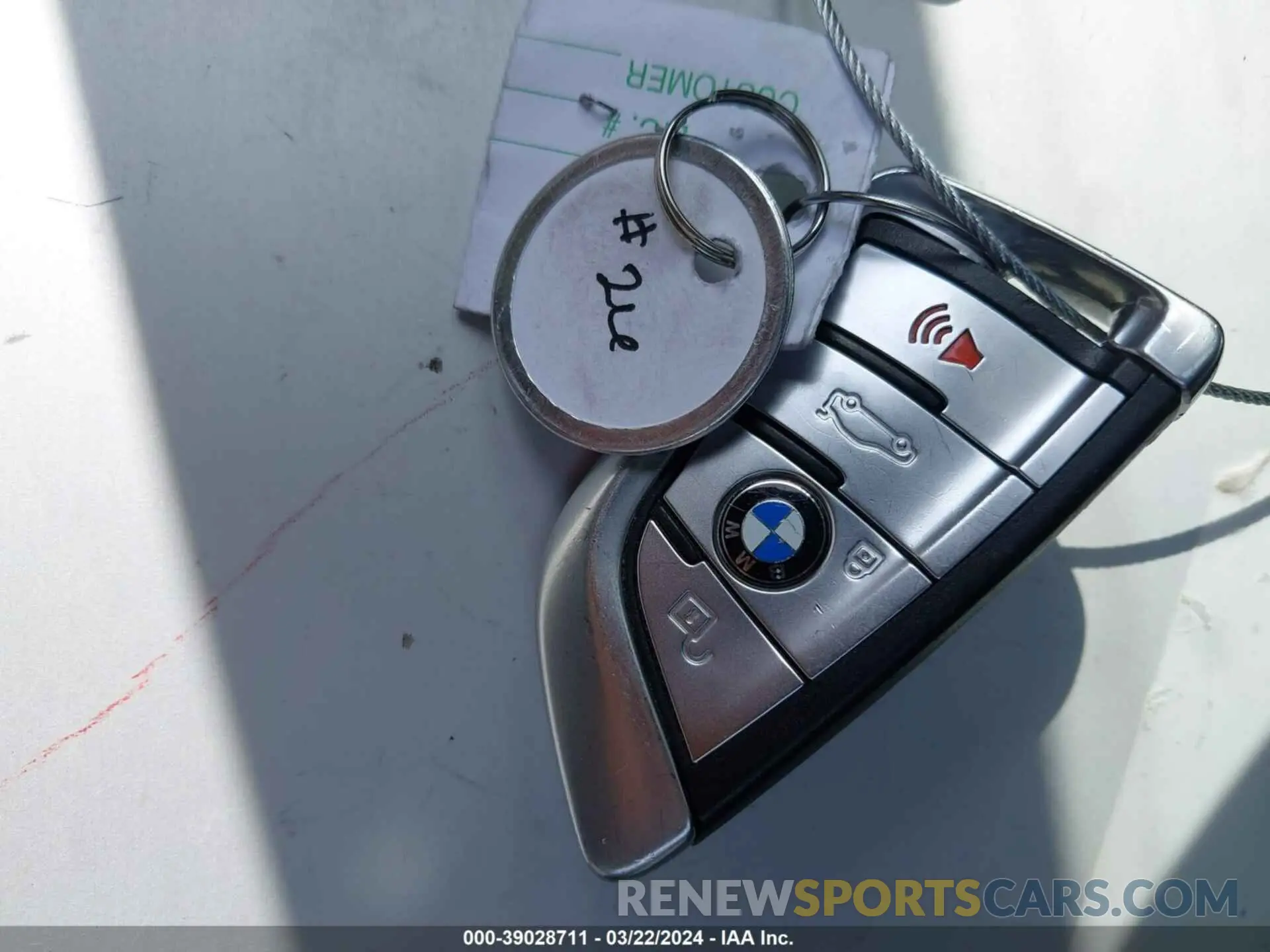 11 fotografías del automóvil dañado WBAJS1C08LWW61368 BMW 540I 2020