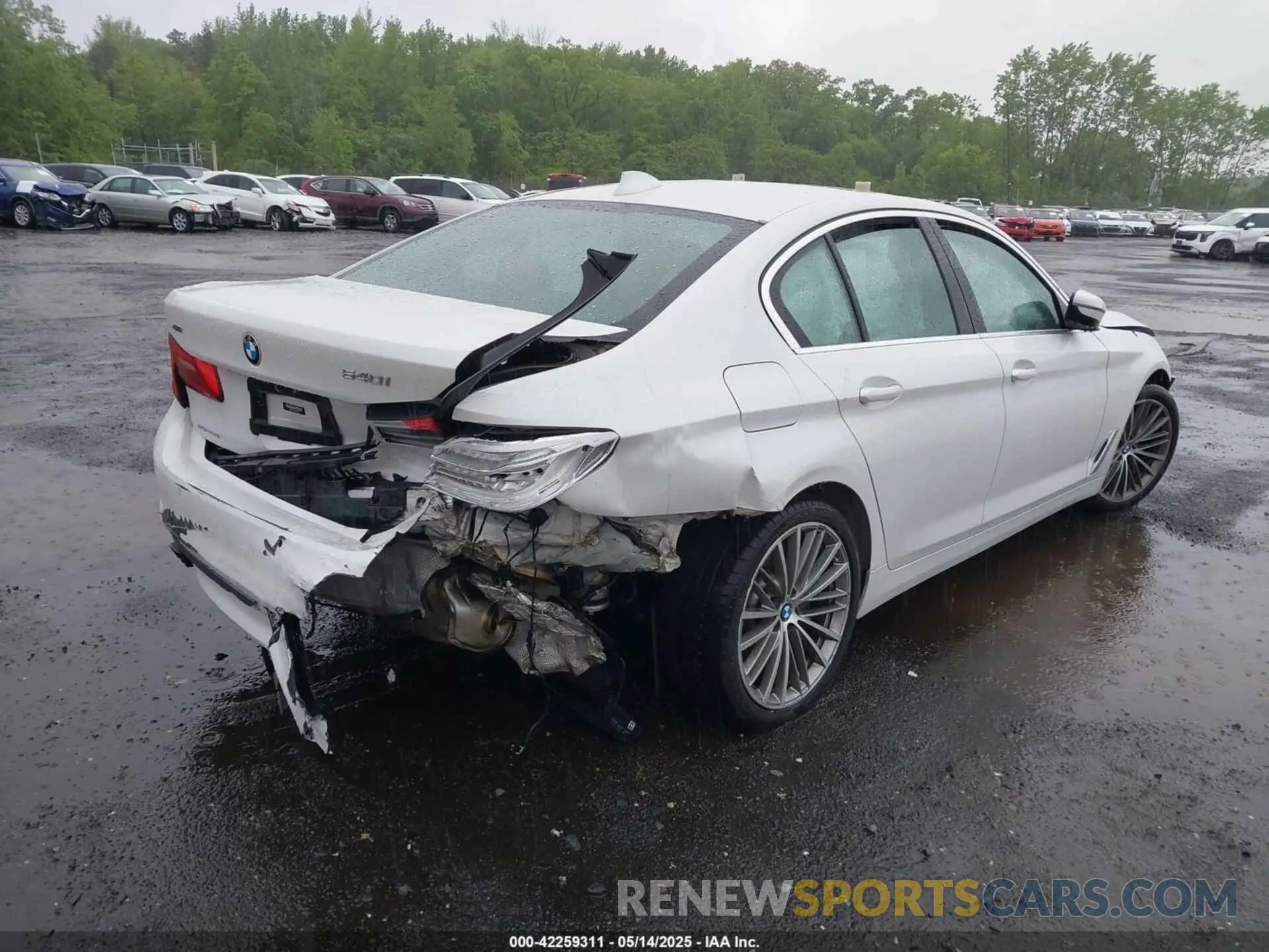 6 fotografías del automóvil dañado WBAJS3C00LWW68634 BMW 540I 2020