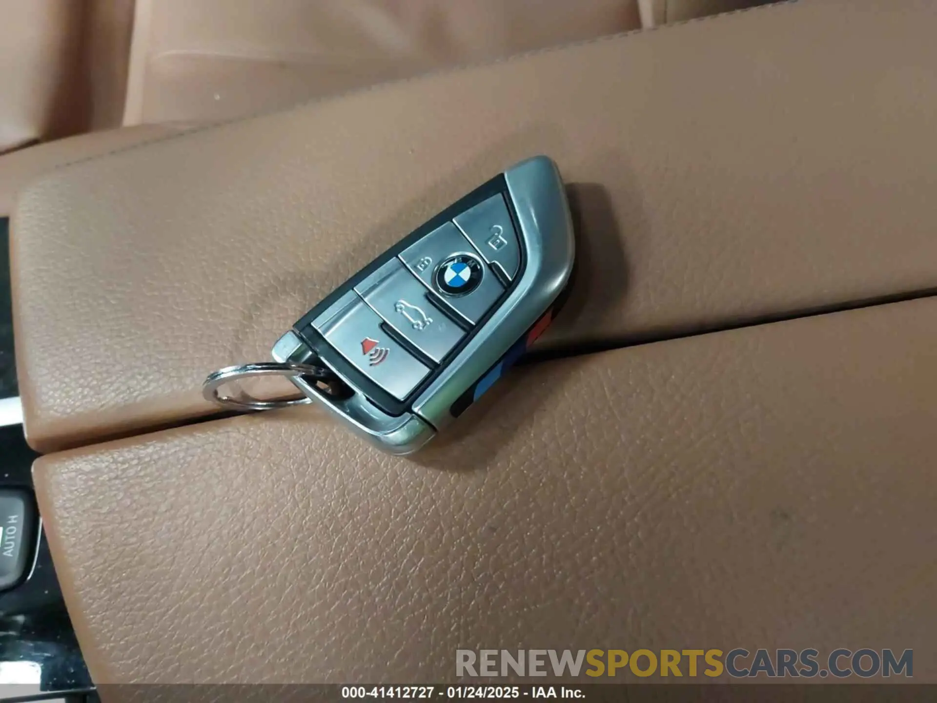 11 fotografías del automóvil dañado WBAJS3C04LCD32330 BMW 540I 2020