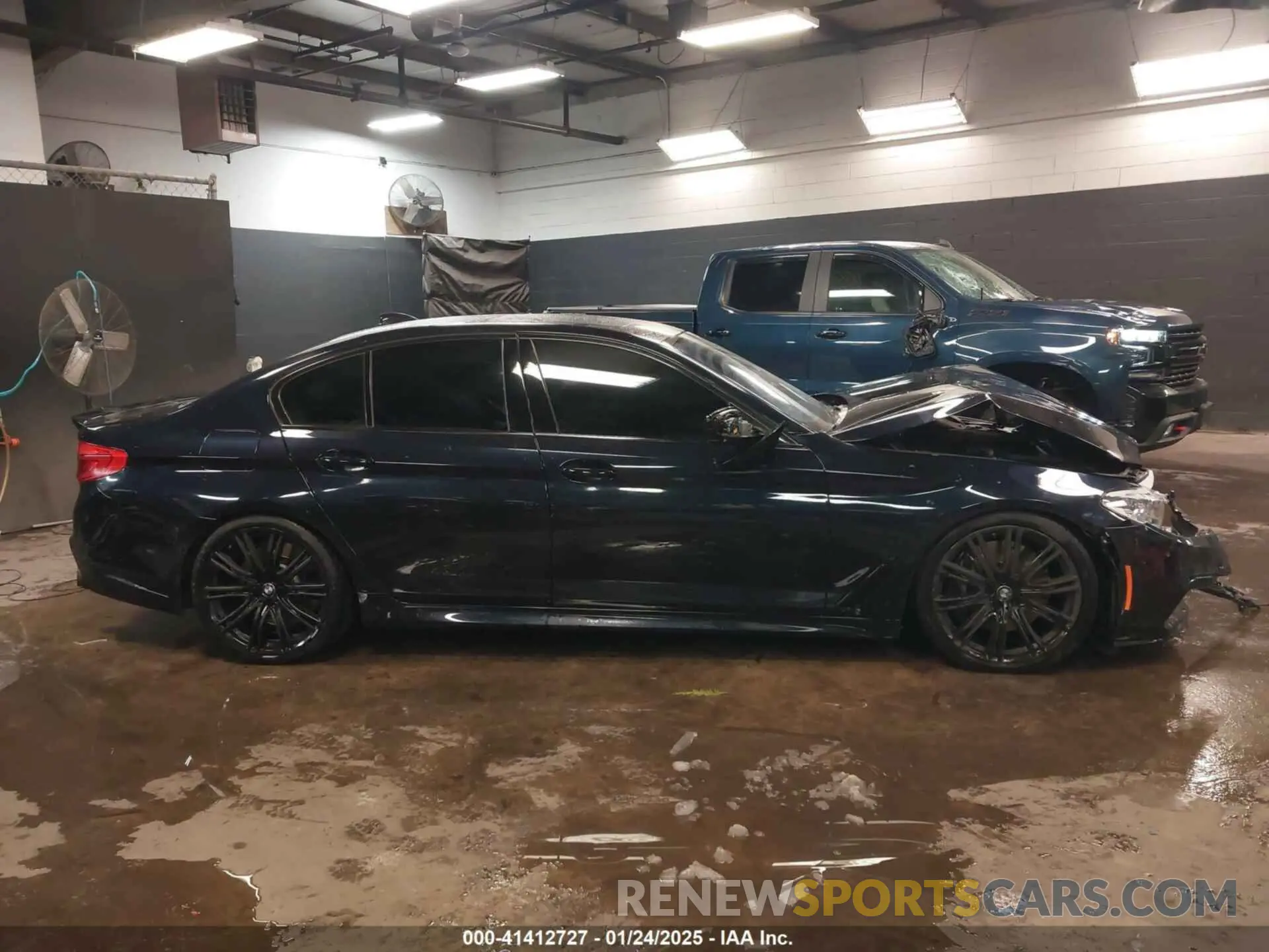 13 fotografías del automóvil dañado WBAJS3C04LCD32330 BMW 540I 2020