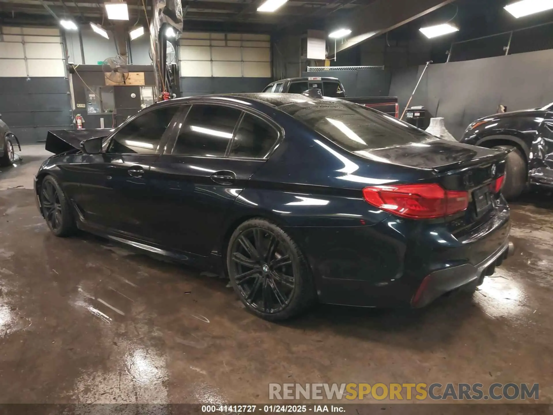 3 fotografías del automóvil dañado WBAJS3C04LCD32330 BMW 540I 2020