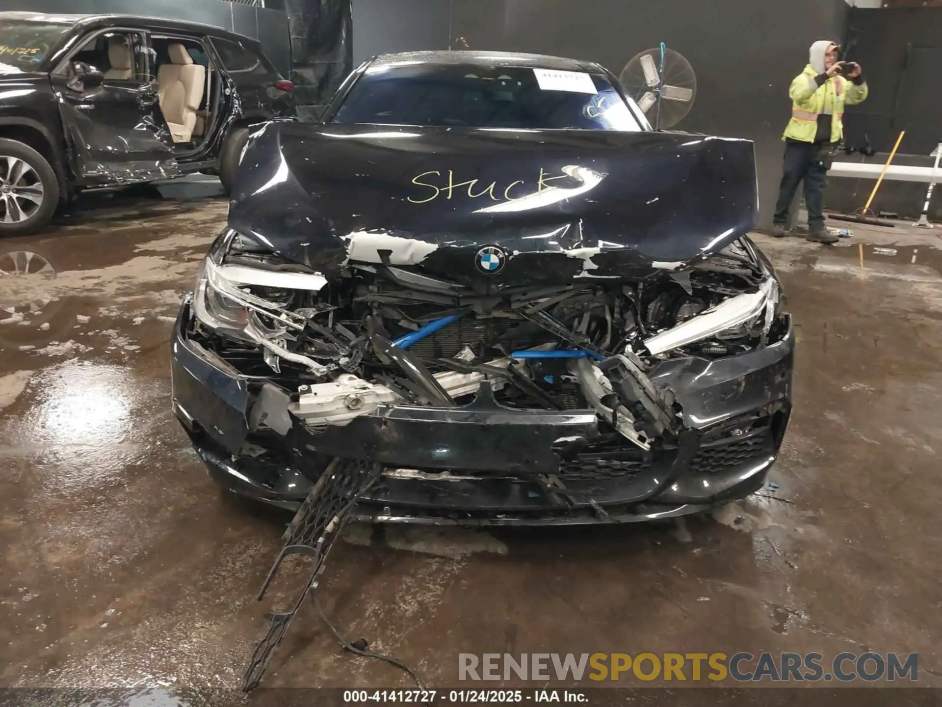 6 fotografías del automóvil dañado WBAJS3C04LCD32330 BMW 540I 2020