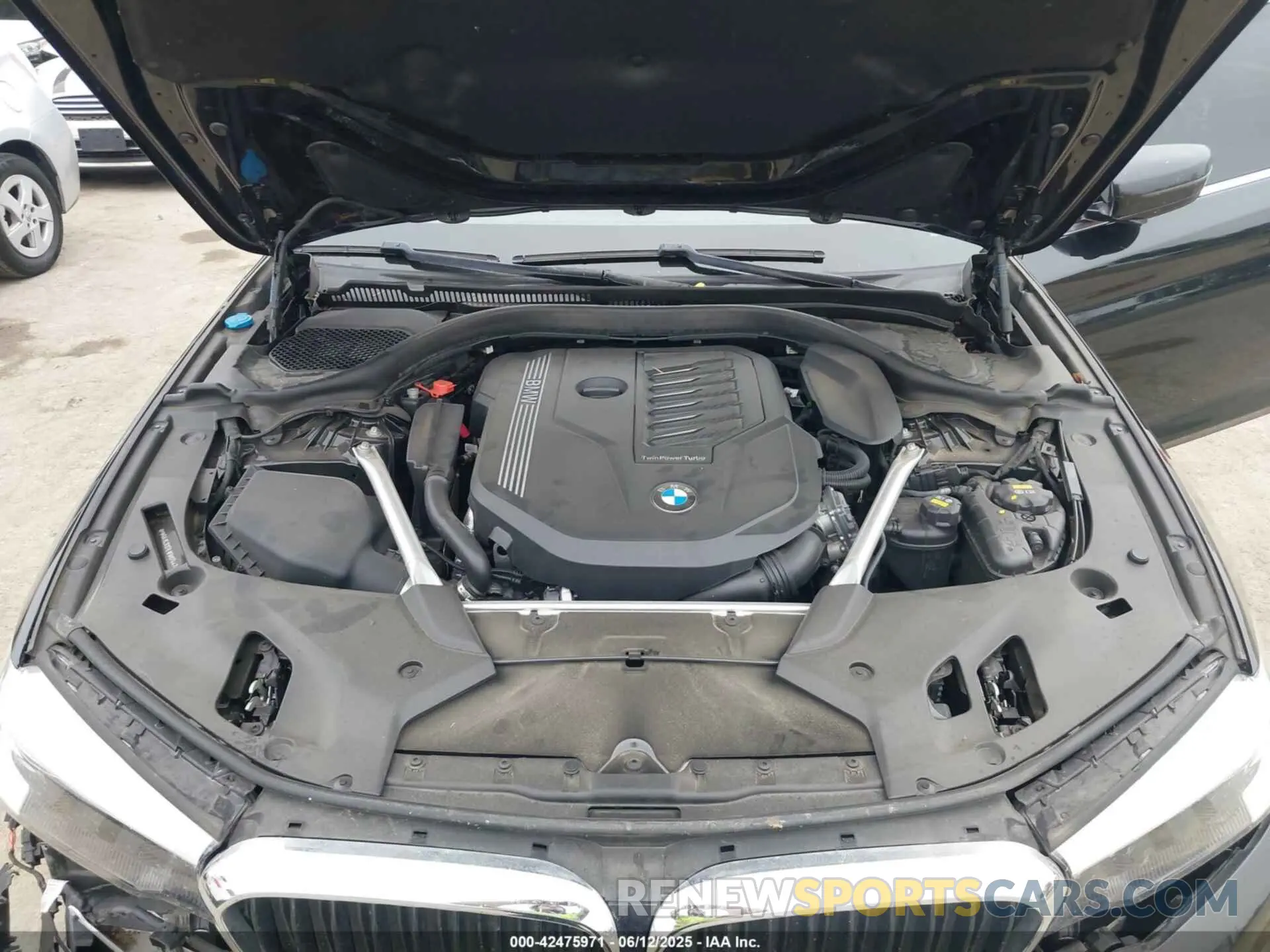 10 fotografías del automóvil dañado WBAJS3C07LWW67447 BMW 540I 2020
