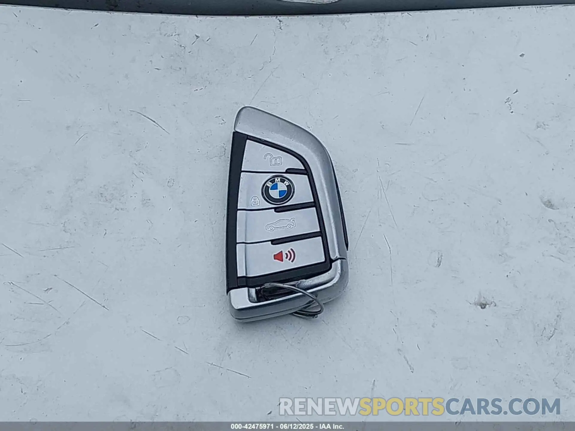 11 fotografías del automóvil dañado WBAJS3C07LWW67447 BMW 540I 2020