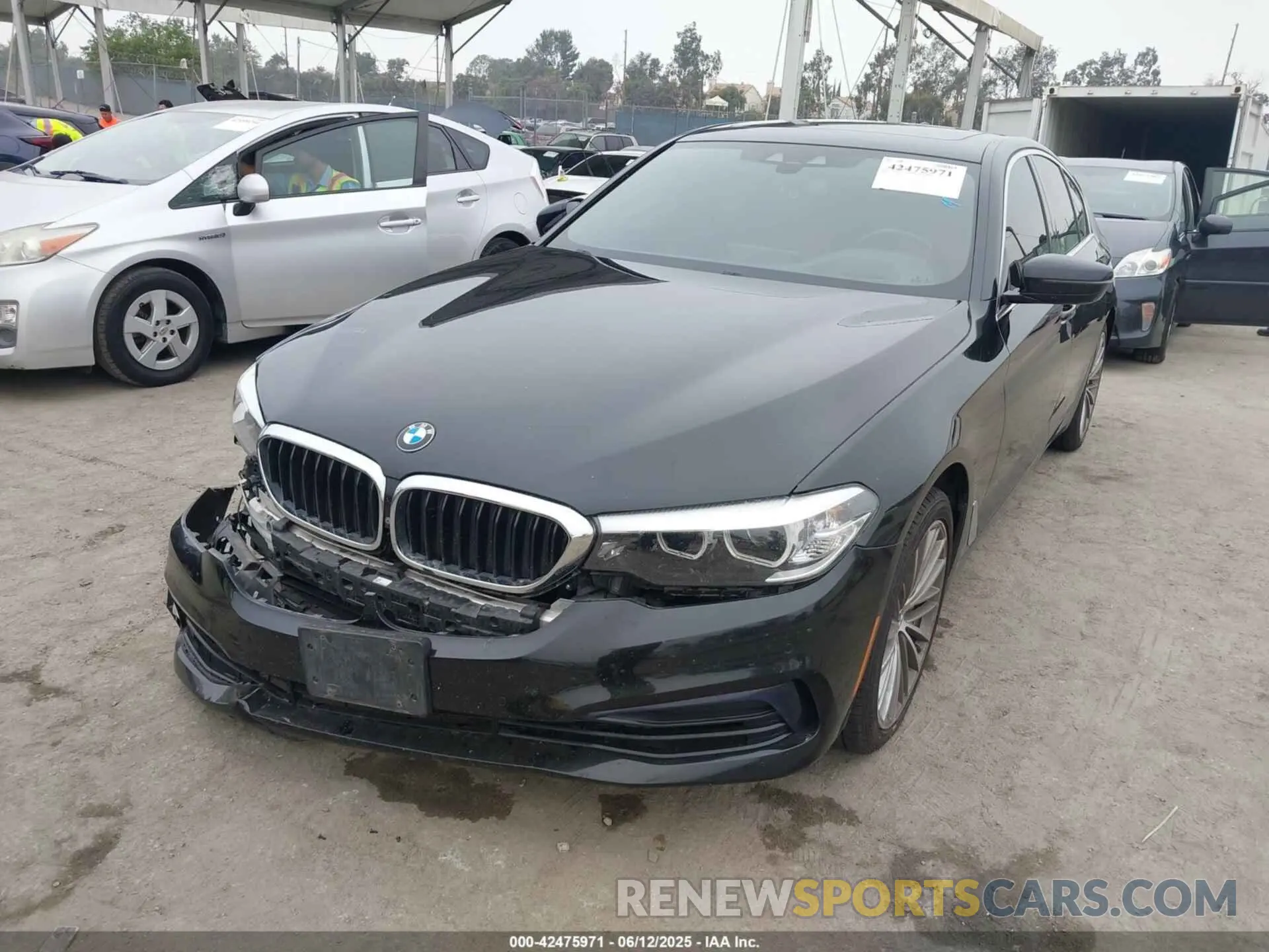 2 fotografías del automóvil dañado WBAJS3C07LWW67447 BMW 540I 2020