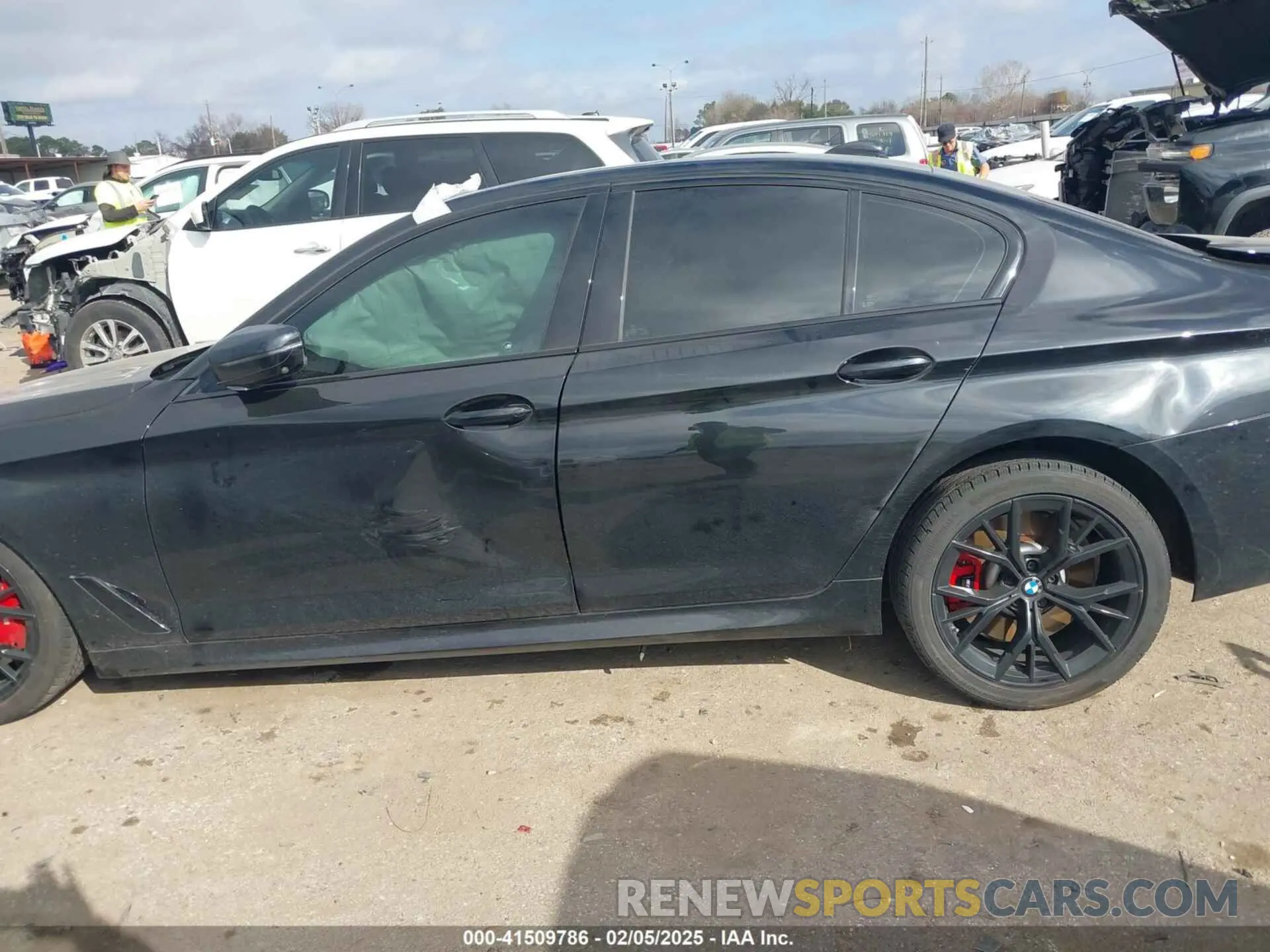 13 fotografías del automóvil dañado WBA53BJ01MWW91692 BMW 540I 2021