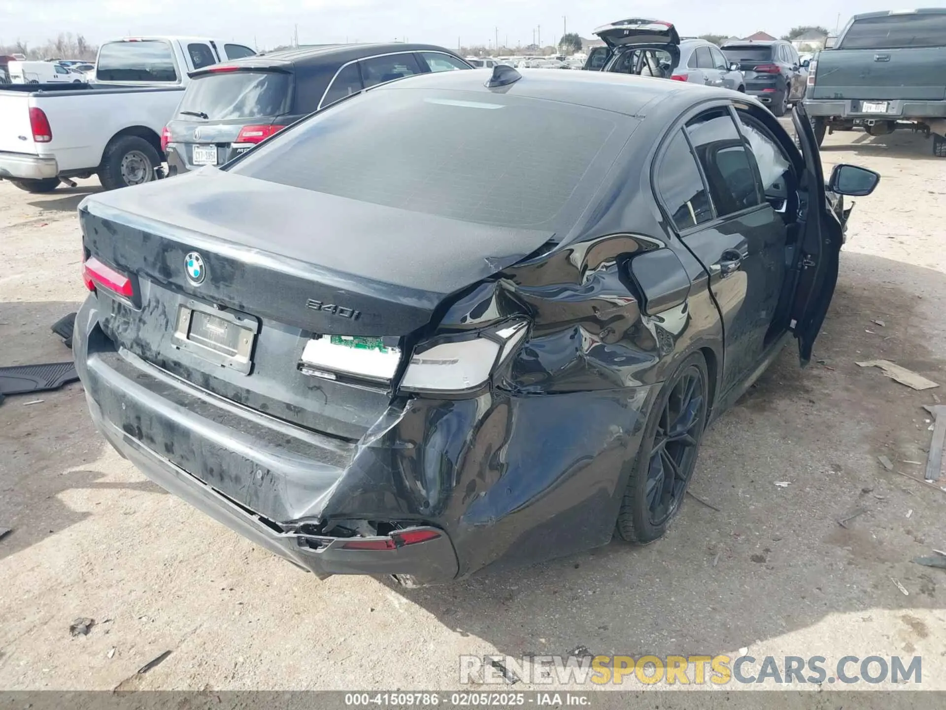 4 fotografías del automóvil dañado WBA53BJ01MWW91692 BMW 540I 2021
