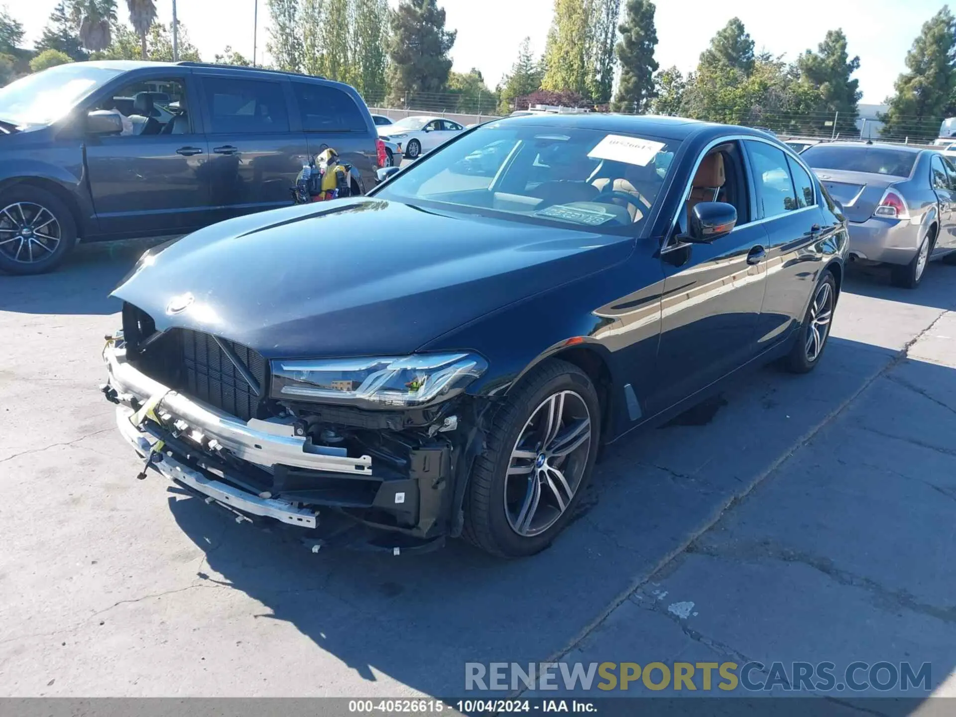 2 fotografías del automóvil dañado WBA53BJ02MWX00318 BMW 540I 2021