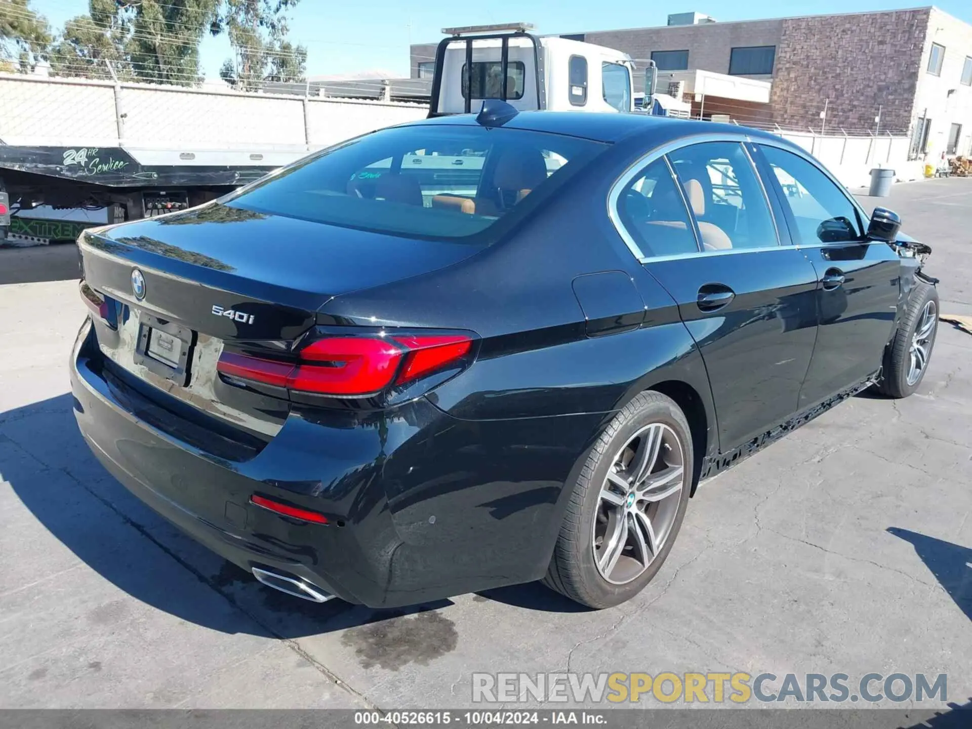 4 fotografías del automóvil dañado WBA53BJ02MWX00318 BMW 540I 2021