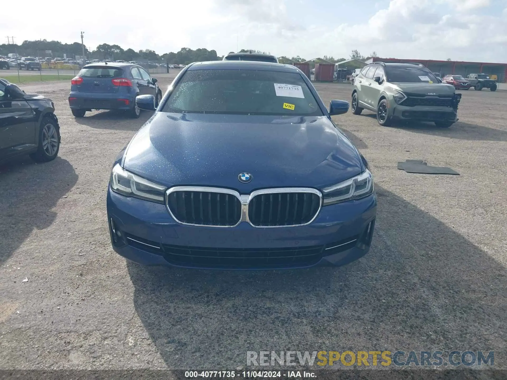 12 fotografías del automóvil dañado WBA53BJ04MWX05472 BMW 540I 2021