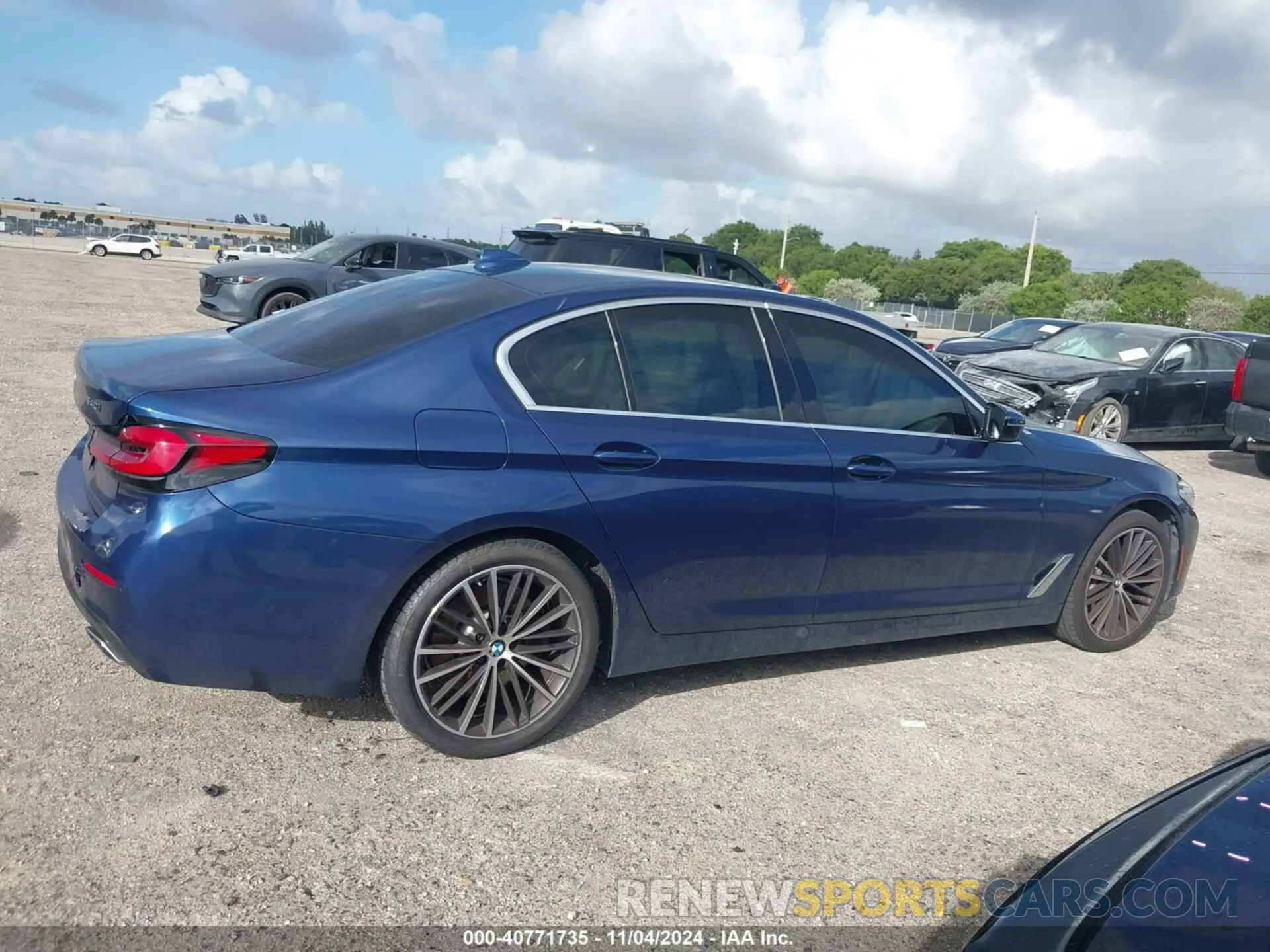 13 fotografías del automóvil dañado WBA53BJ04MWX05472 BMW 540I 2021