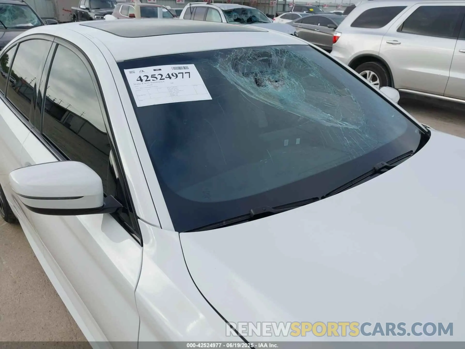 18 fotografías del automóvil dañado WBA73BJ02MWW90978 BMW 540I 2021