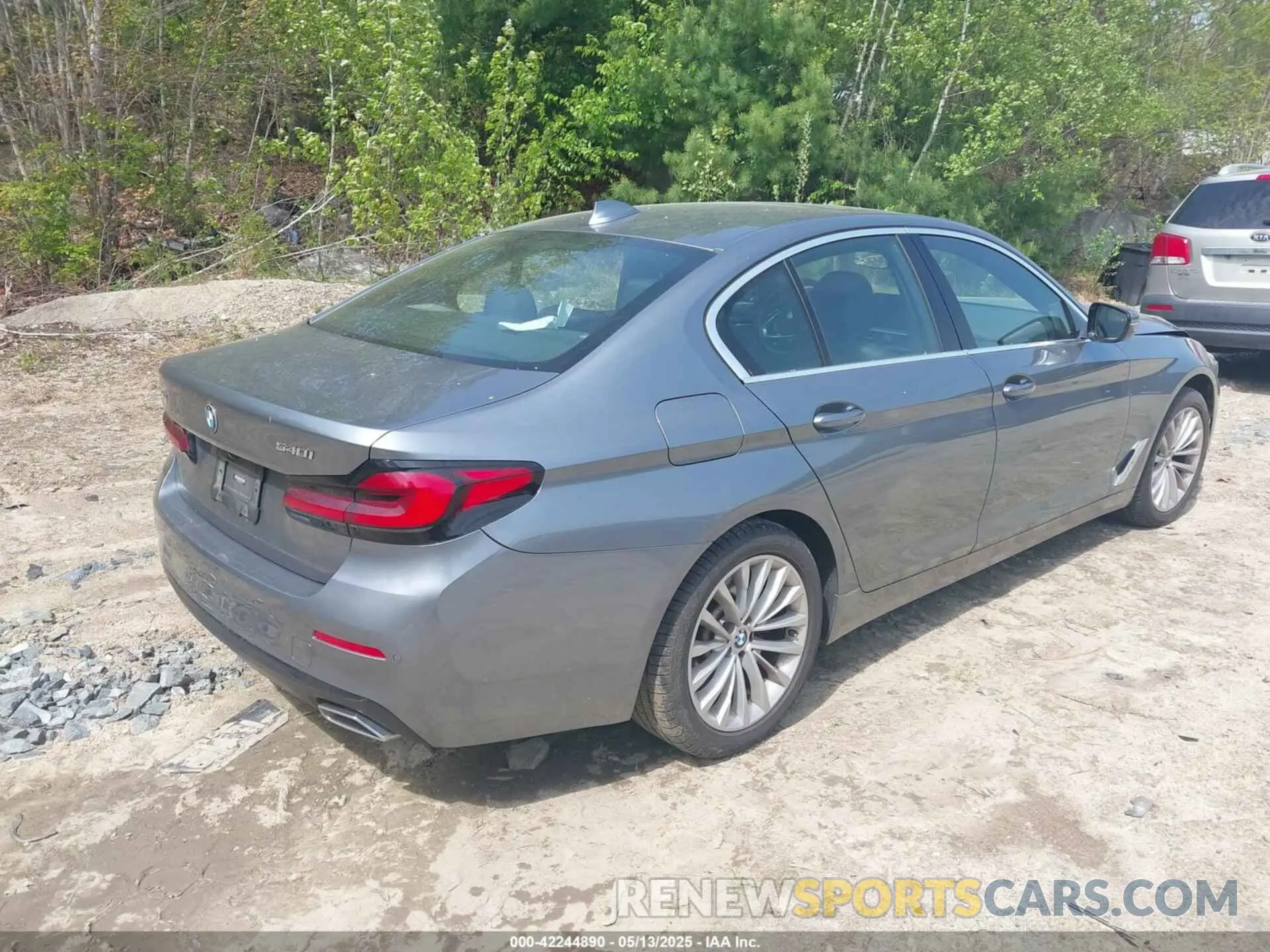4 fotografías del automóvil dañado WBA73BJ06MWW98274 BMW 540I 2021