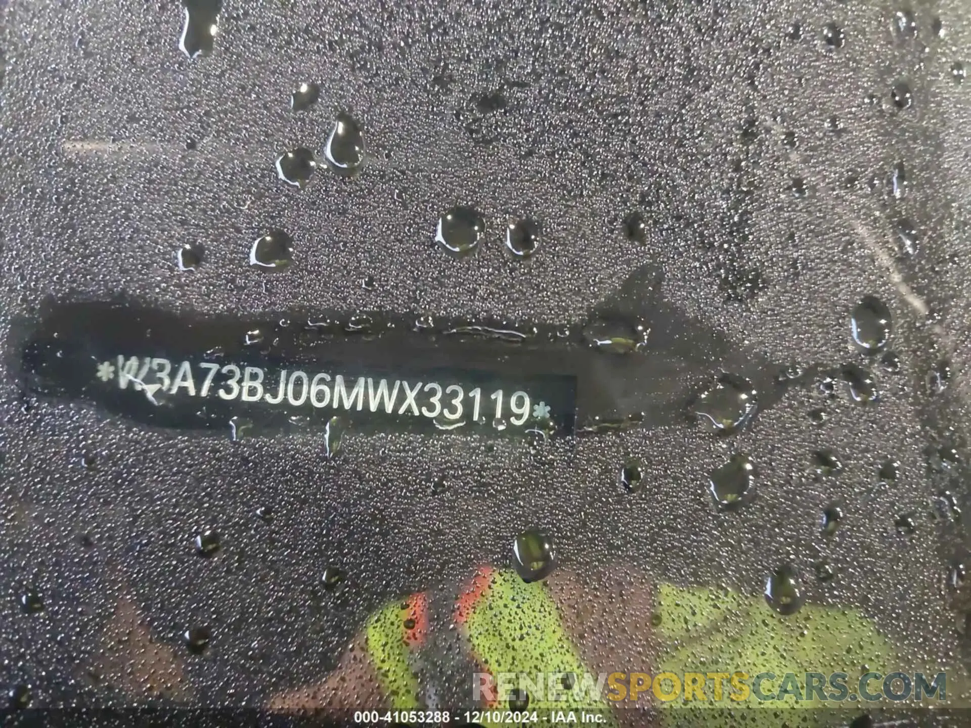 18 fotografías del automóvil dañado WBA73BJ06MWX33119 BMW 540I 2021