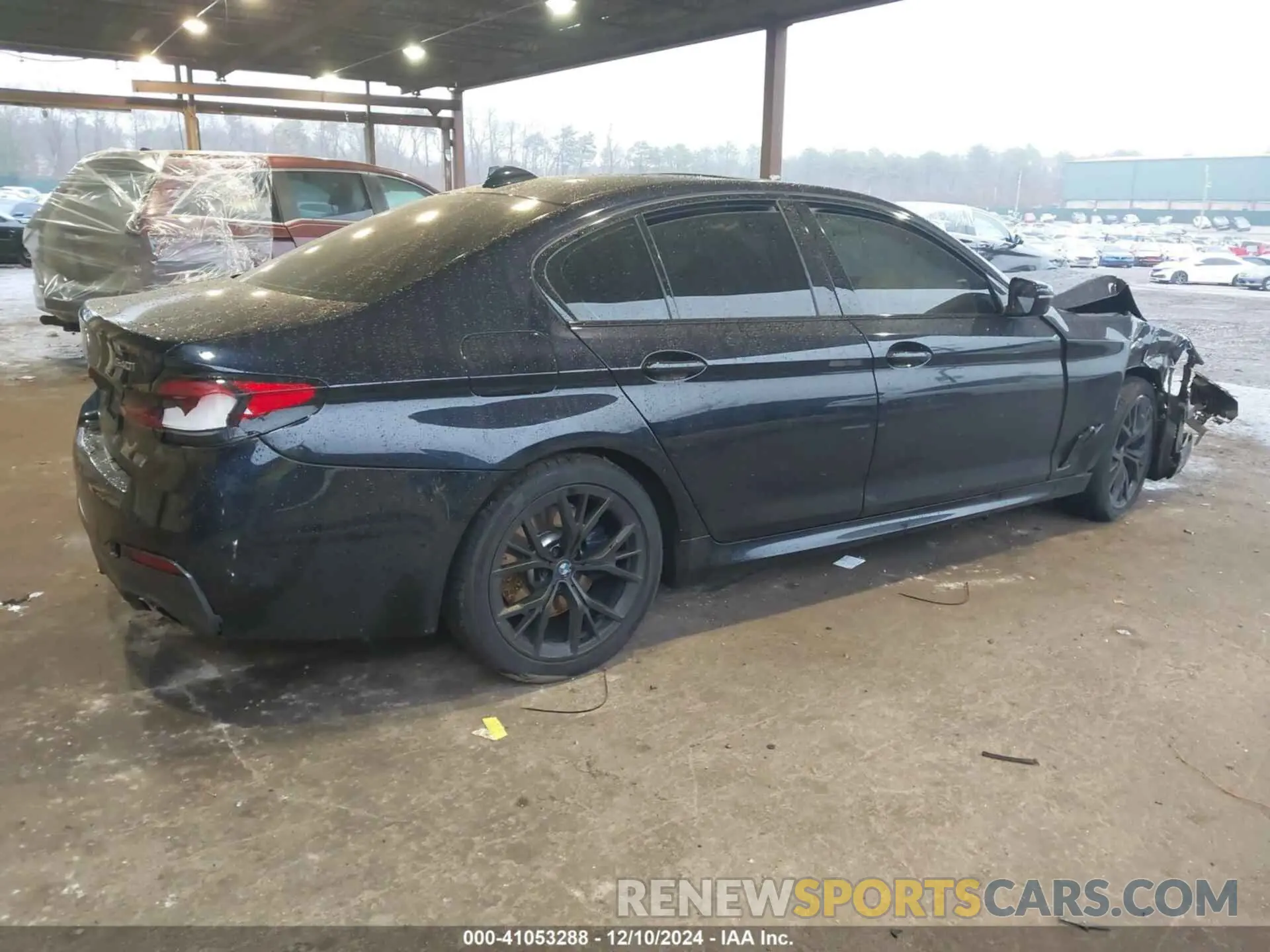 4 fotografías del automóvil dañado WBA73BJ06MWX33119 BMW 540I 2021