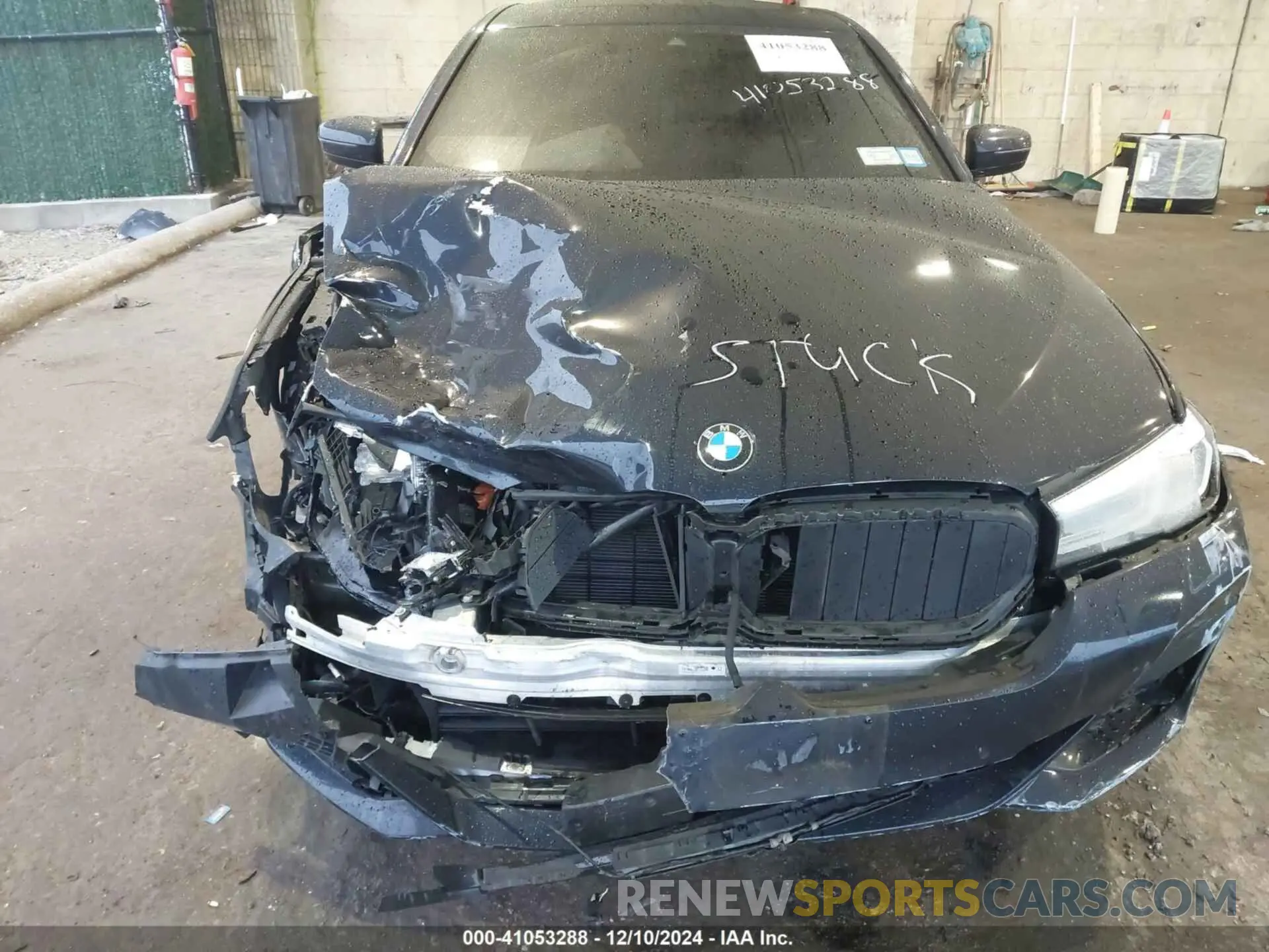 6 fotografías del automóvil dañado WBA73BJ06MWX33119 BMW 540I 2021
