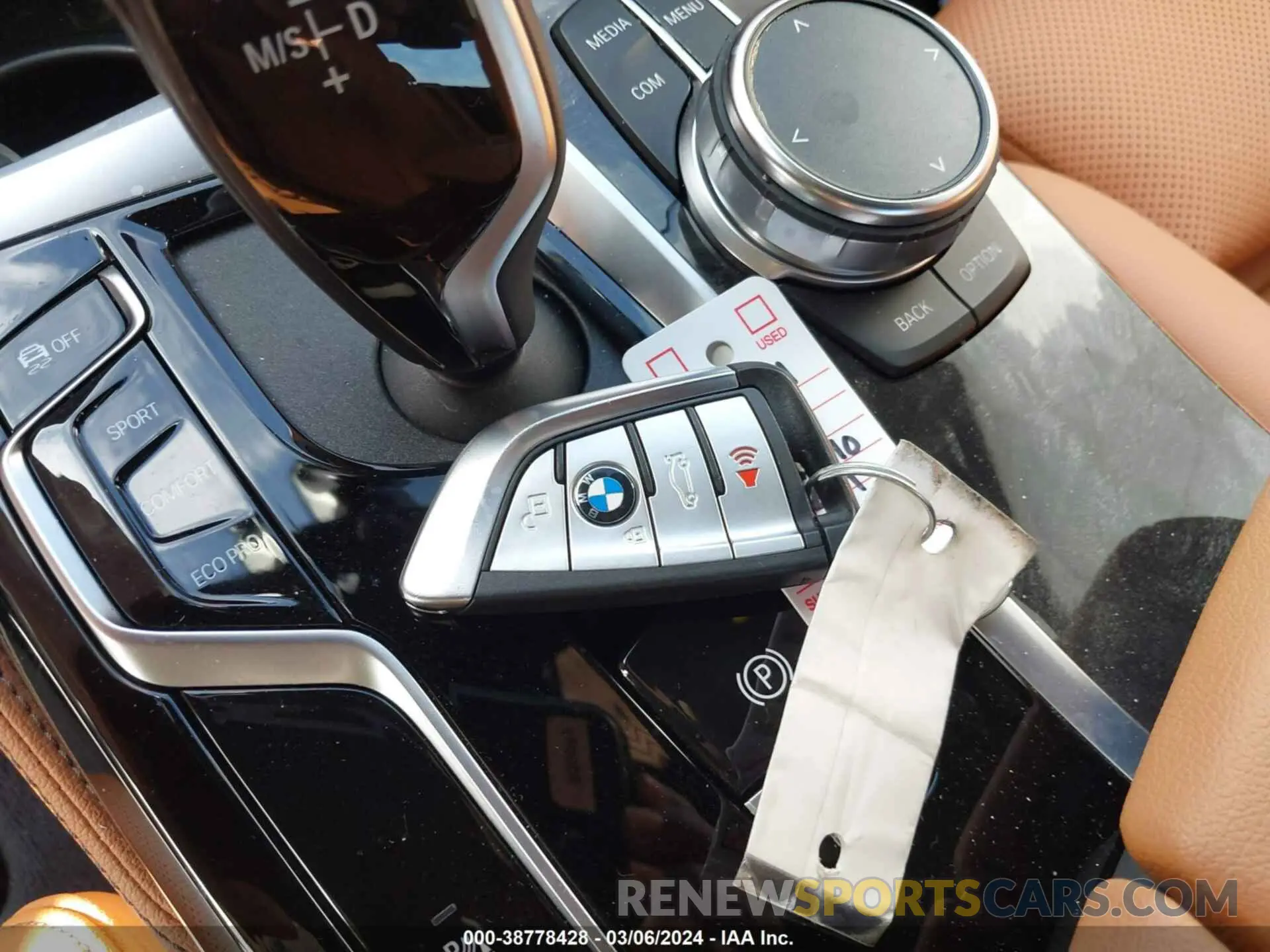 11 fotografías del automóvil dañado WBA53BJ05PCN17484 BMW 540I 2023
