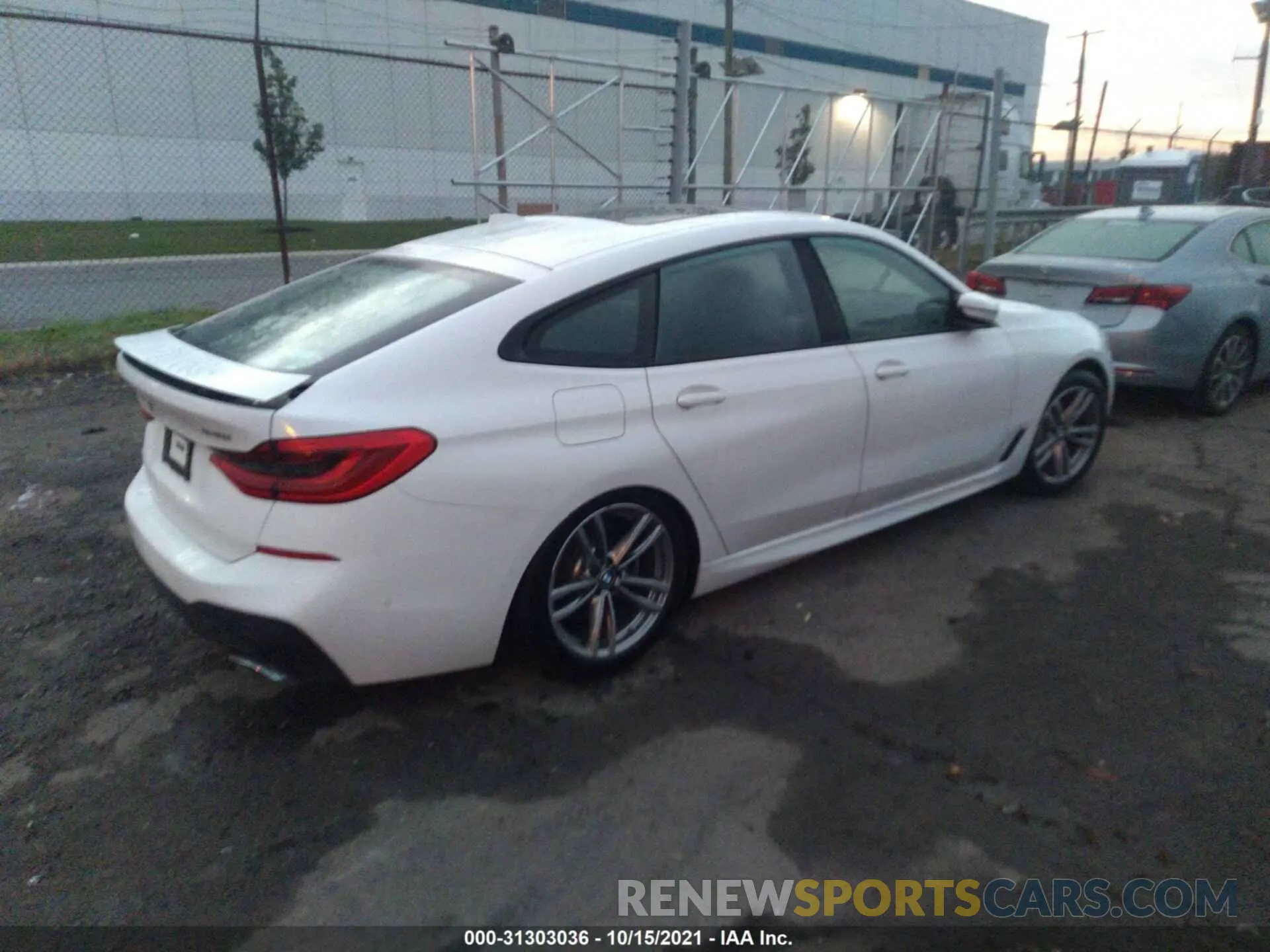 4 fotografías del automóvil dañado WBAJV6C56KBK08341 BMW 6 SERIES 2019