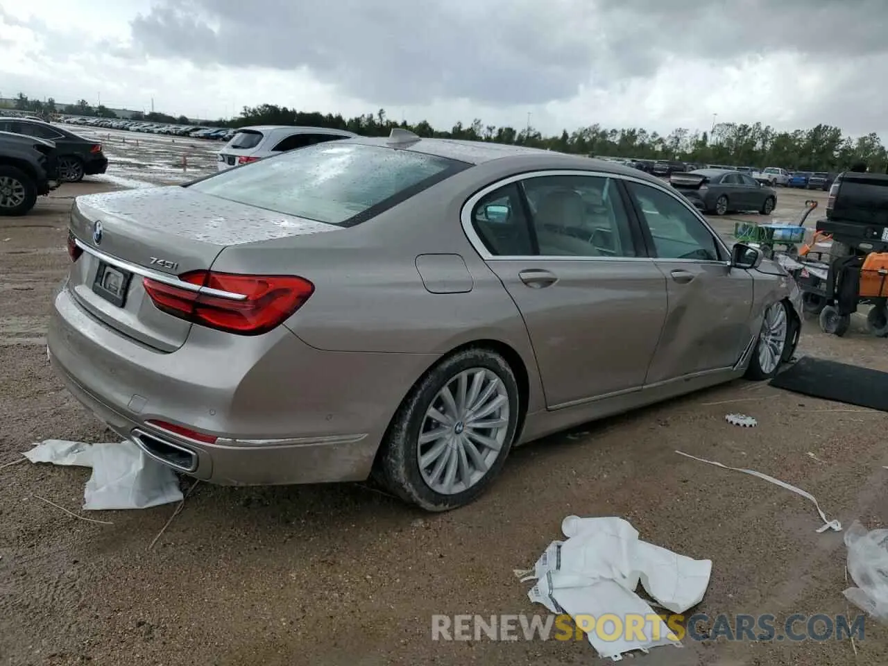 3 fotografías del automóvil dañado WBA7E2C51KB217189 BMW 7 SERIES 2019