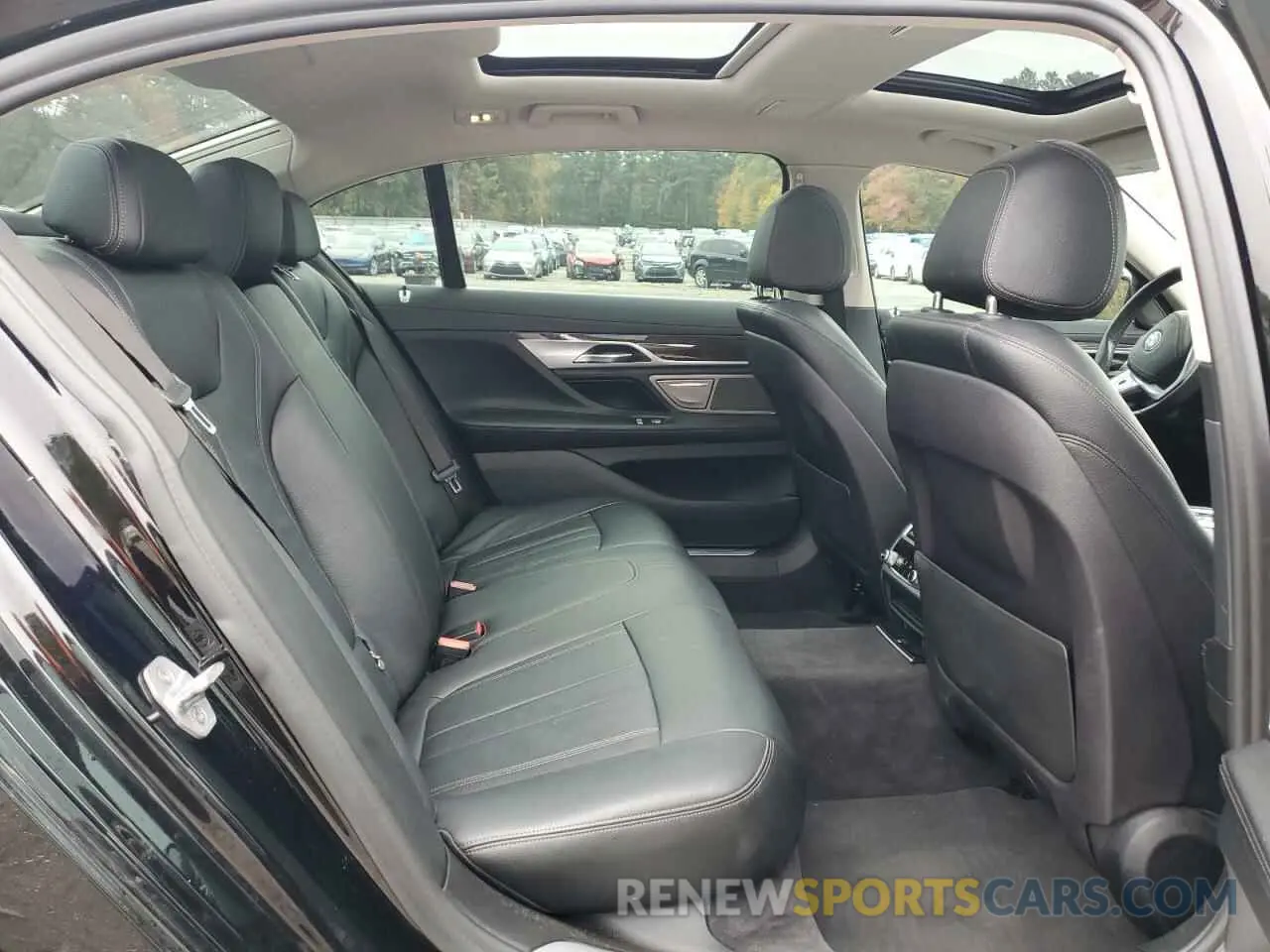 10 fotografías del automóvil dañado WBA7E2C52KB216844 BMW 7 SERIES 2019
