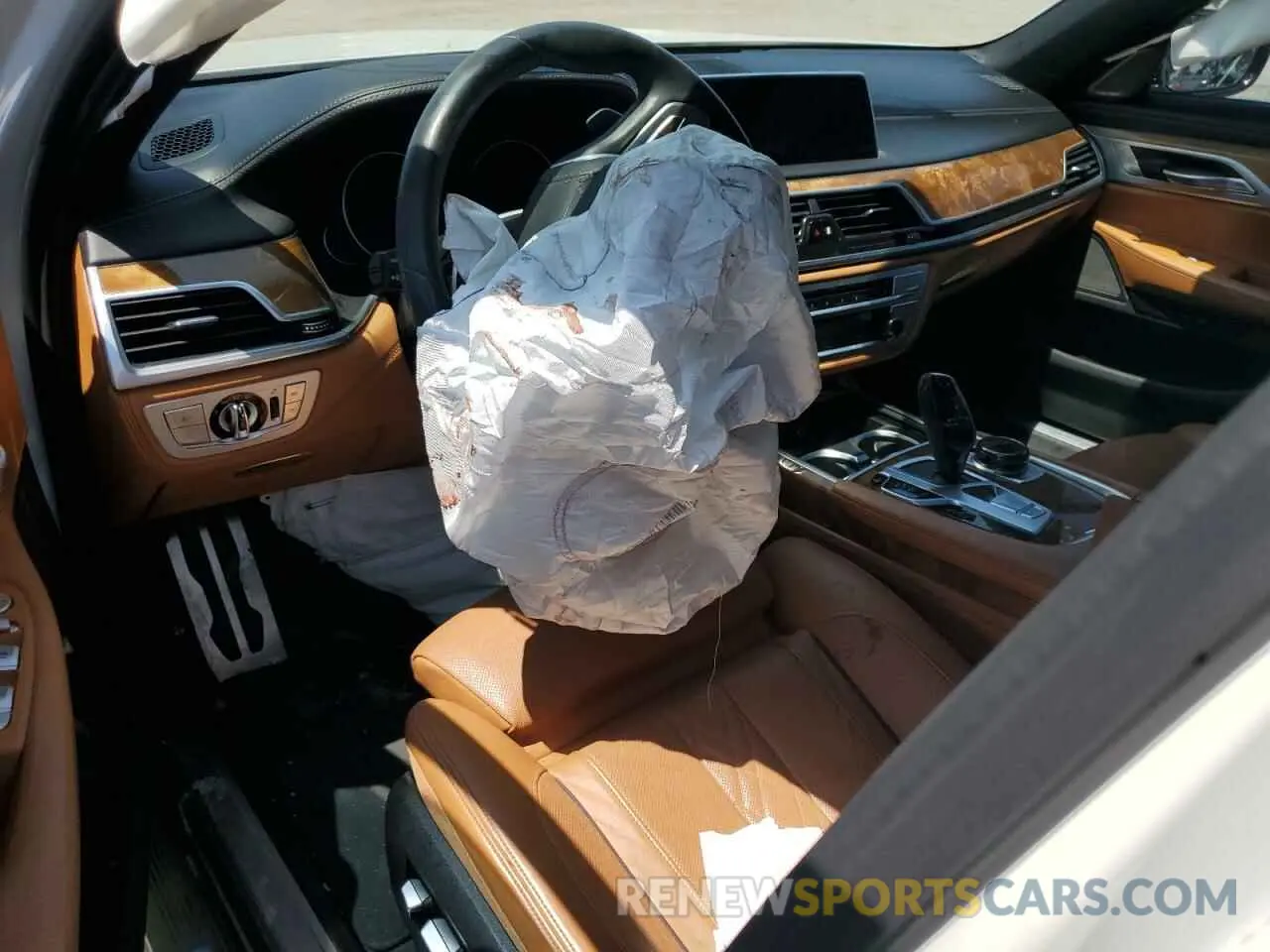 8 fotografías del automóvil dañado WBA7E2C57KB218508 BMW 7 SERIES 2019