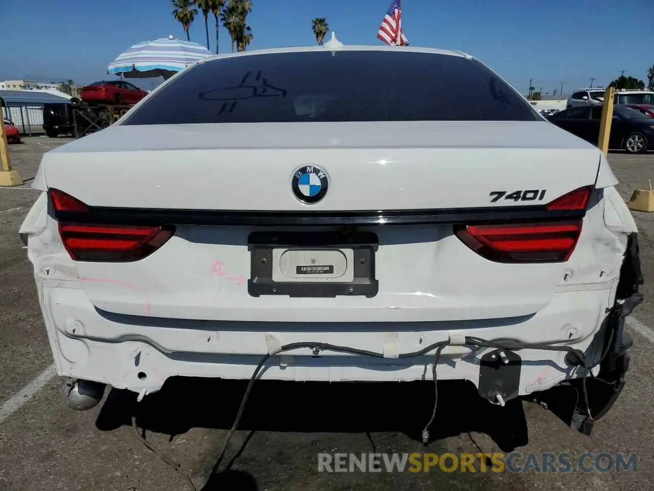6 fotografías del automóvil dañado WBA7E2C5XKB218468 BMW 7 SERIES 2019