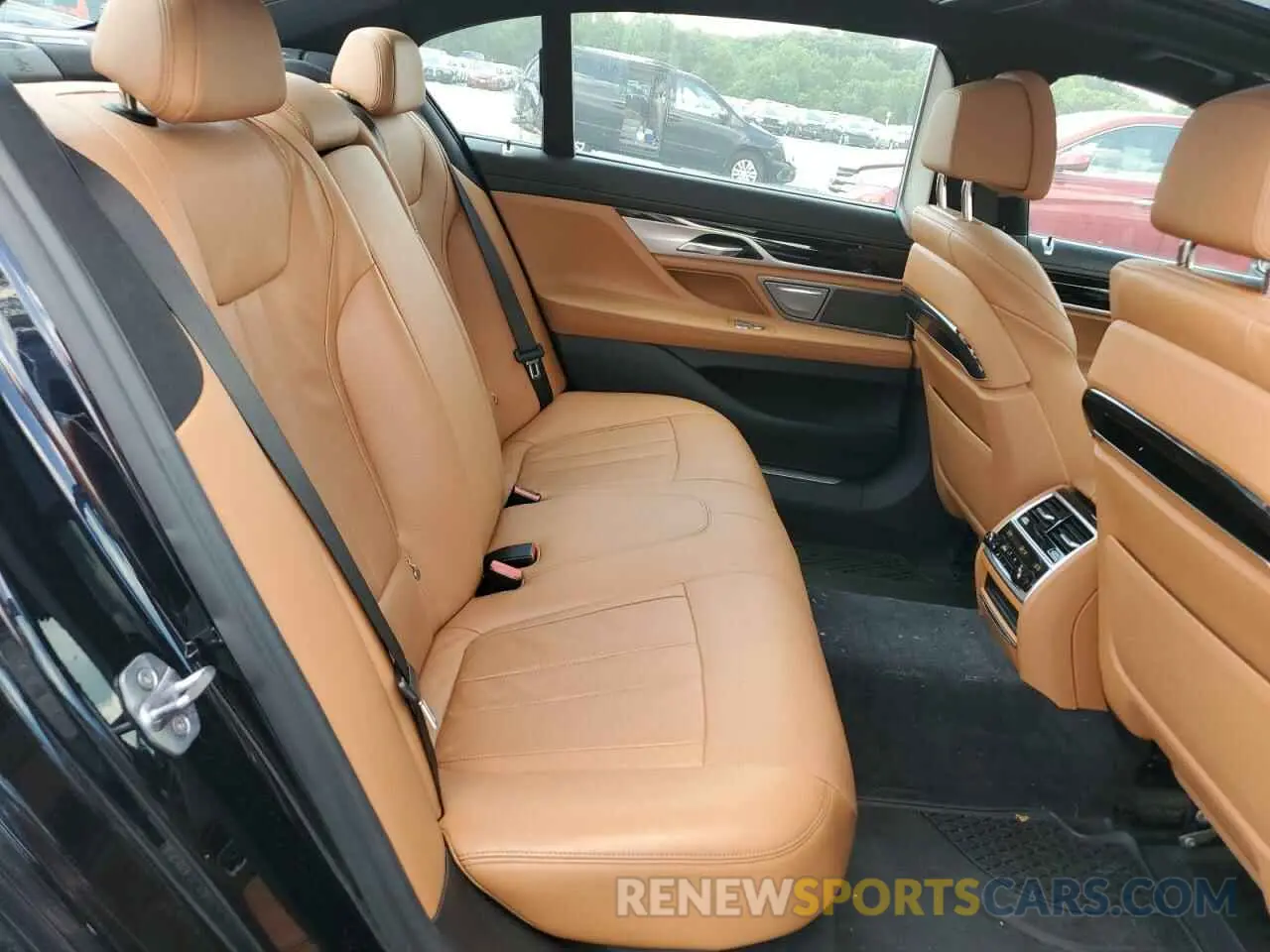 10 fotografías del automóvil dañado WBA7E4C50KGV70120 BMW 7 SERIES 2019