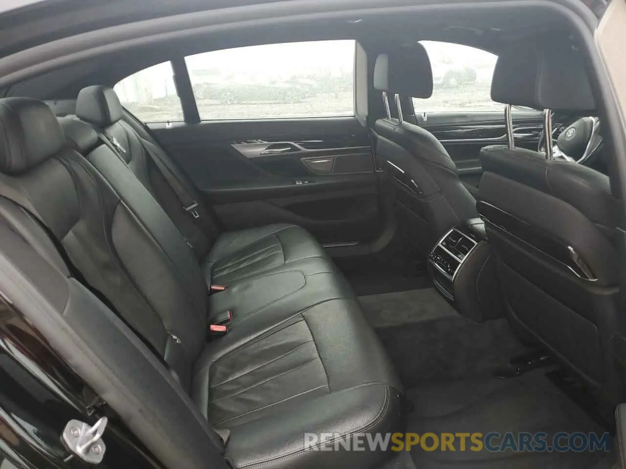 11 fotografías del automóvil dañado WBA7E4C52KGV28841 BMW 7 SERIES 2019