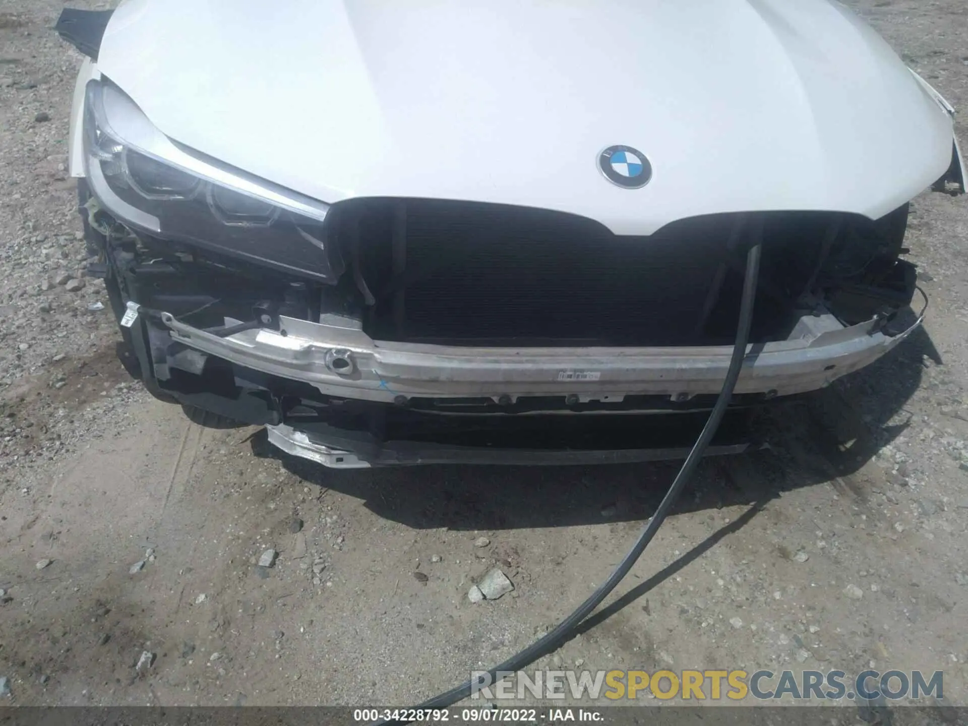 6 fotografías del automóvil dañado WBA7E4C56KGV28499 BMW 7 SERIES 2019