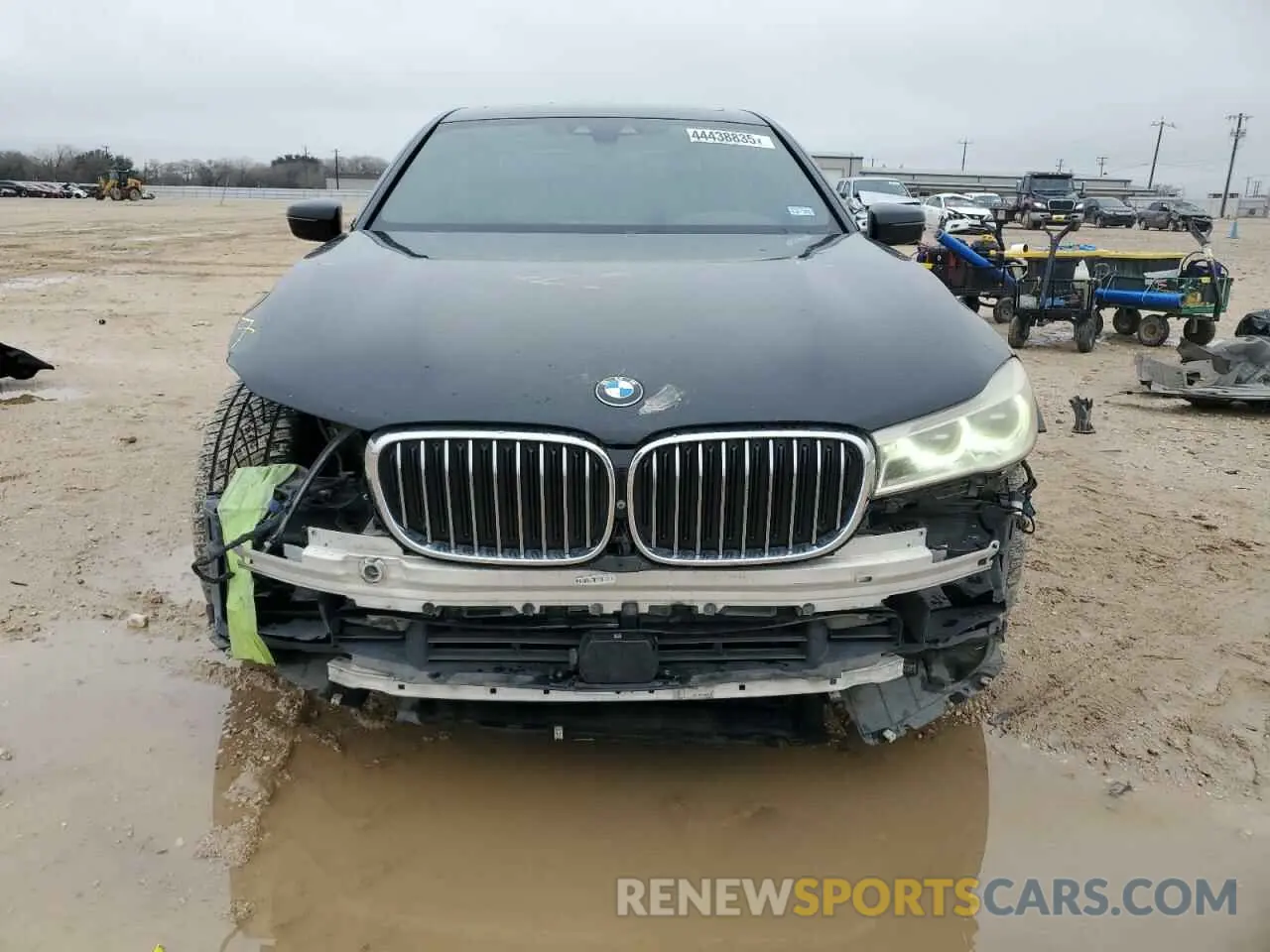 5 fotografías del automóvil dañado WBA7F0C57KGM24867 BMW 7 SERIES 2019