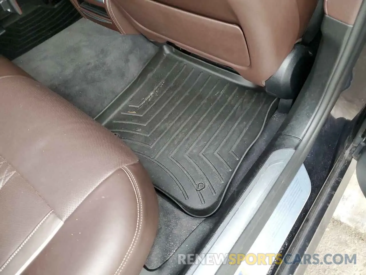 12 fotografías del automóvil dañado WBA7F0C5XKGM25026 BMW 7 SERIES 2019