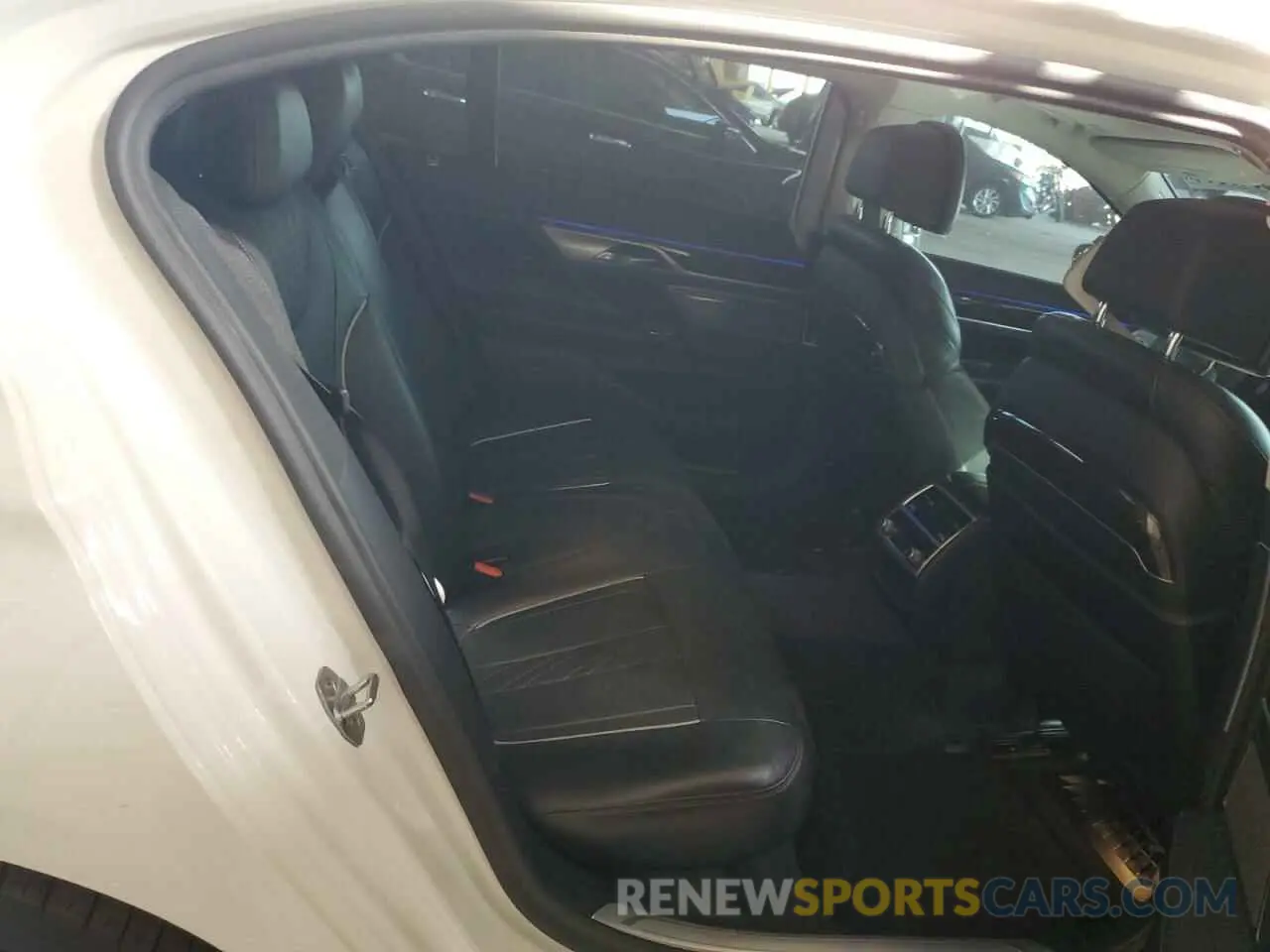 10 fotografías del automóvil dañado WBA7T2C03LCD53266 BMW 7 SERIES 2020