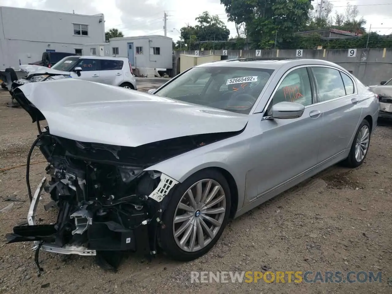 2 fotografías del automóvil dañado WBA7T2C04LCD57908 BMW 7 SERIES 2020
