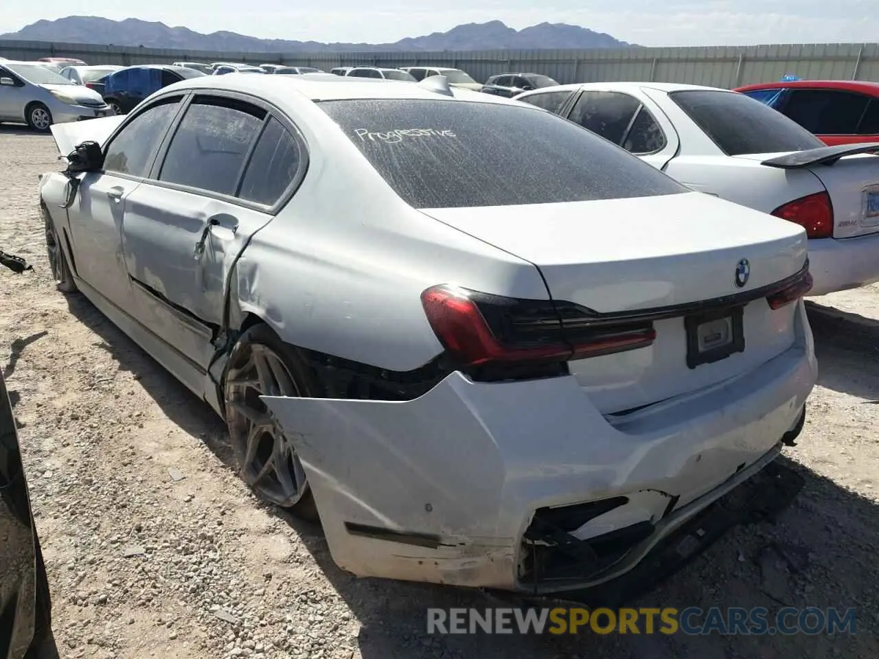 2 fotografías del automóvil dañado WBA7T2C09LCD15735 BMW 7 SERIES 2020