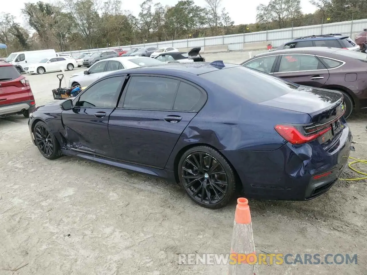 2 fotografías del automóvil dañado WBA7T2C03MCF63559 BMW 7 SERIES 2021