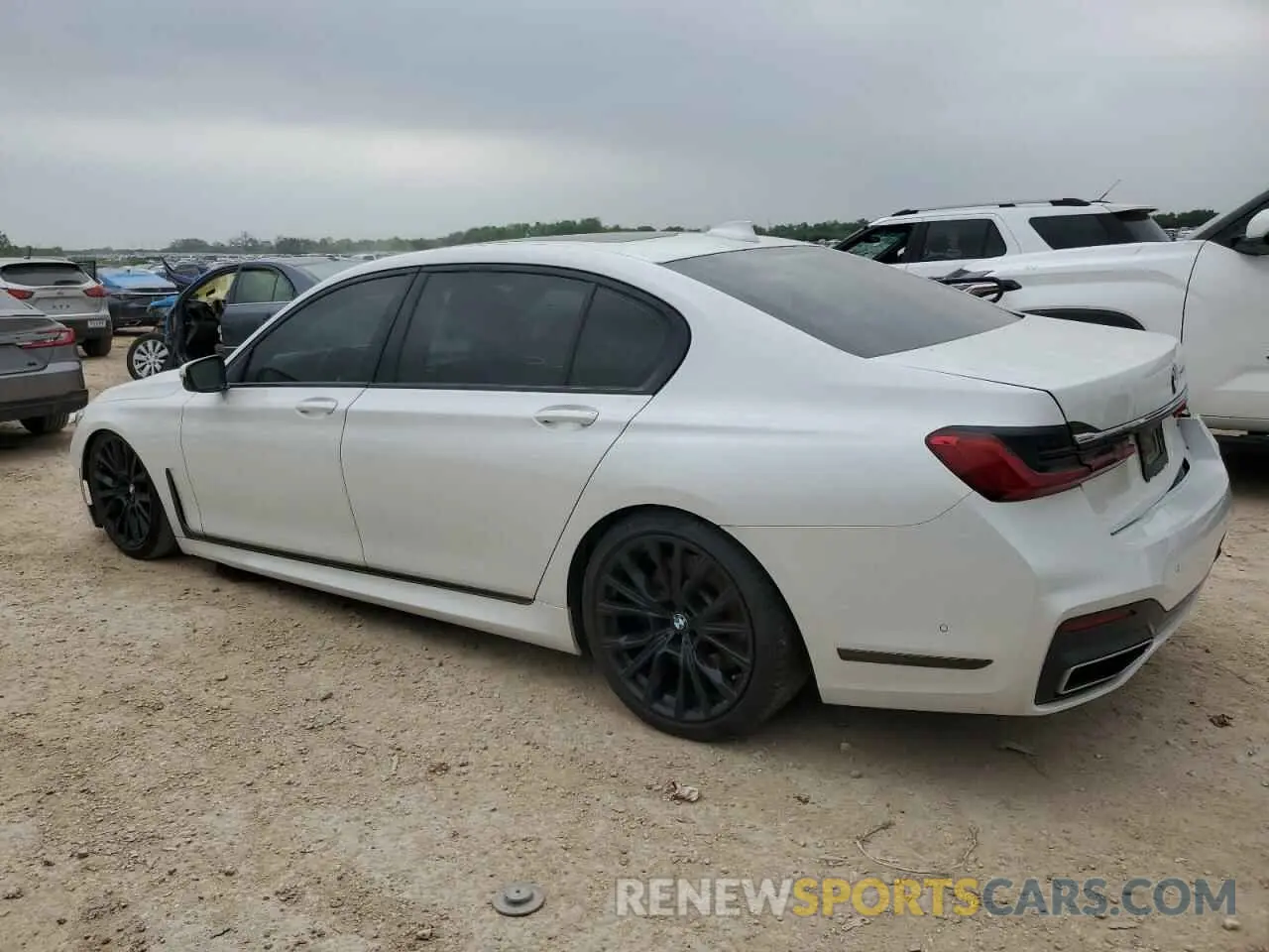 2 fotografías del automóvil dañado WBA7T2C06MCF88813 BMW 7 SERIES 2021