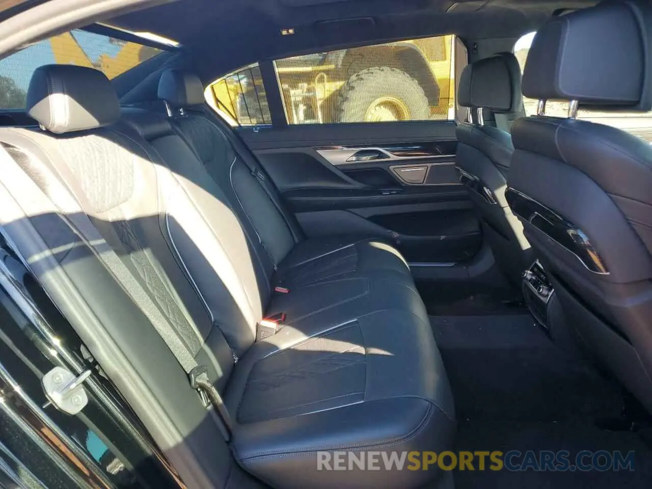 10 fotografías del automóvil dañado WBA7T2C0XMCF73621 BMW 7 SERIES 2021