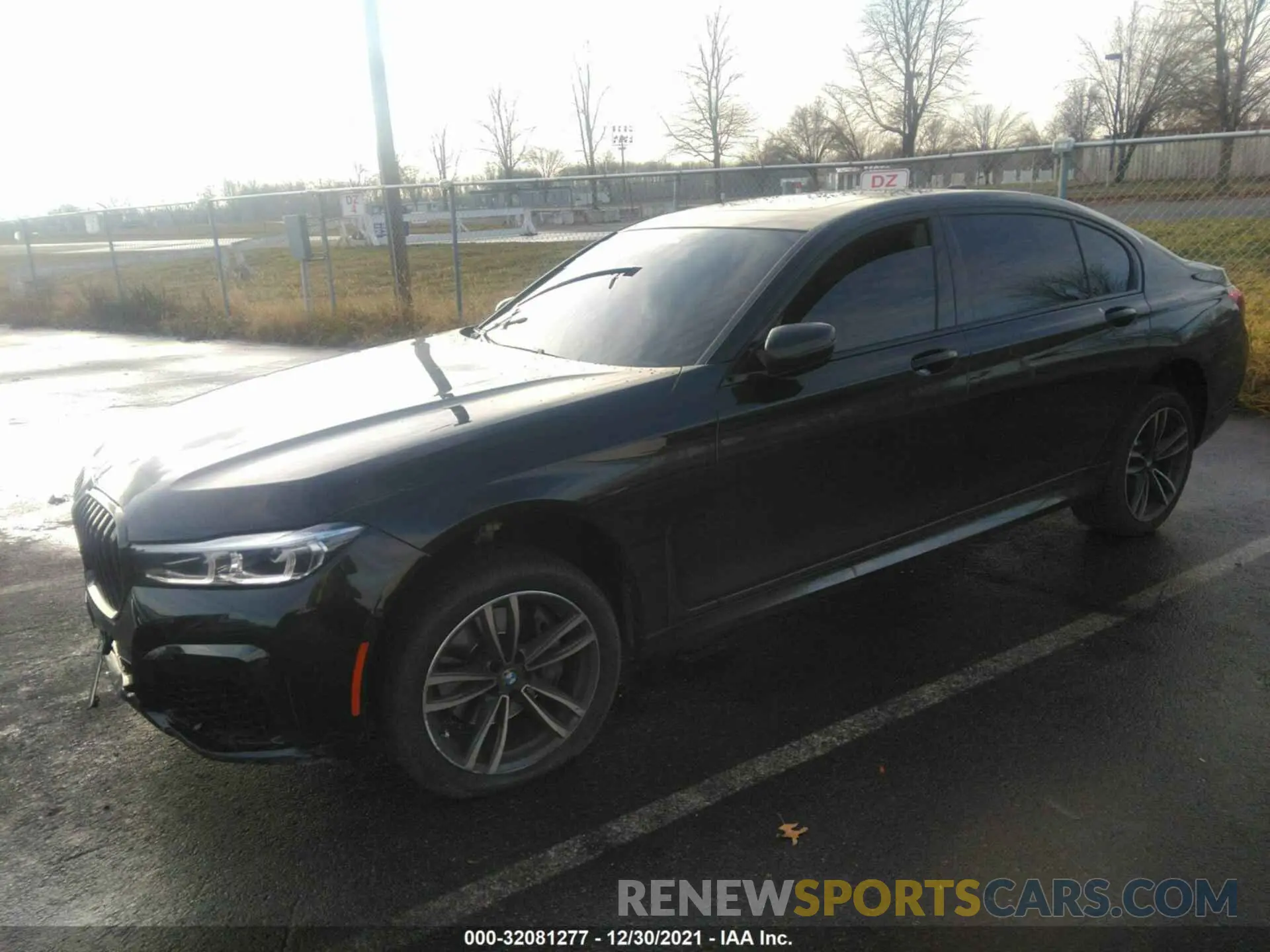 2 fotografías del automóvil dañado WBA7T4C0XMCG72077 BMW 7 SERIES 2021