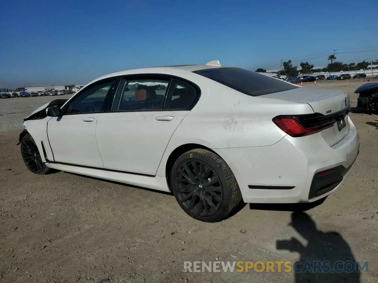 2 fotografías del automóvil dañado WBA7U2C03MCG02616 BMW 7 SERIES 2021