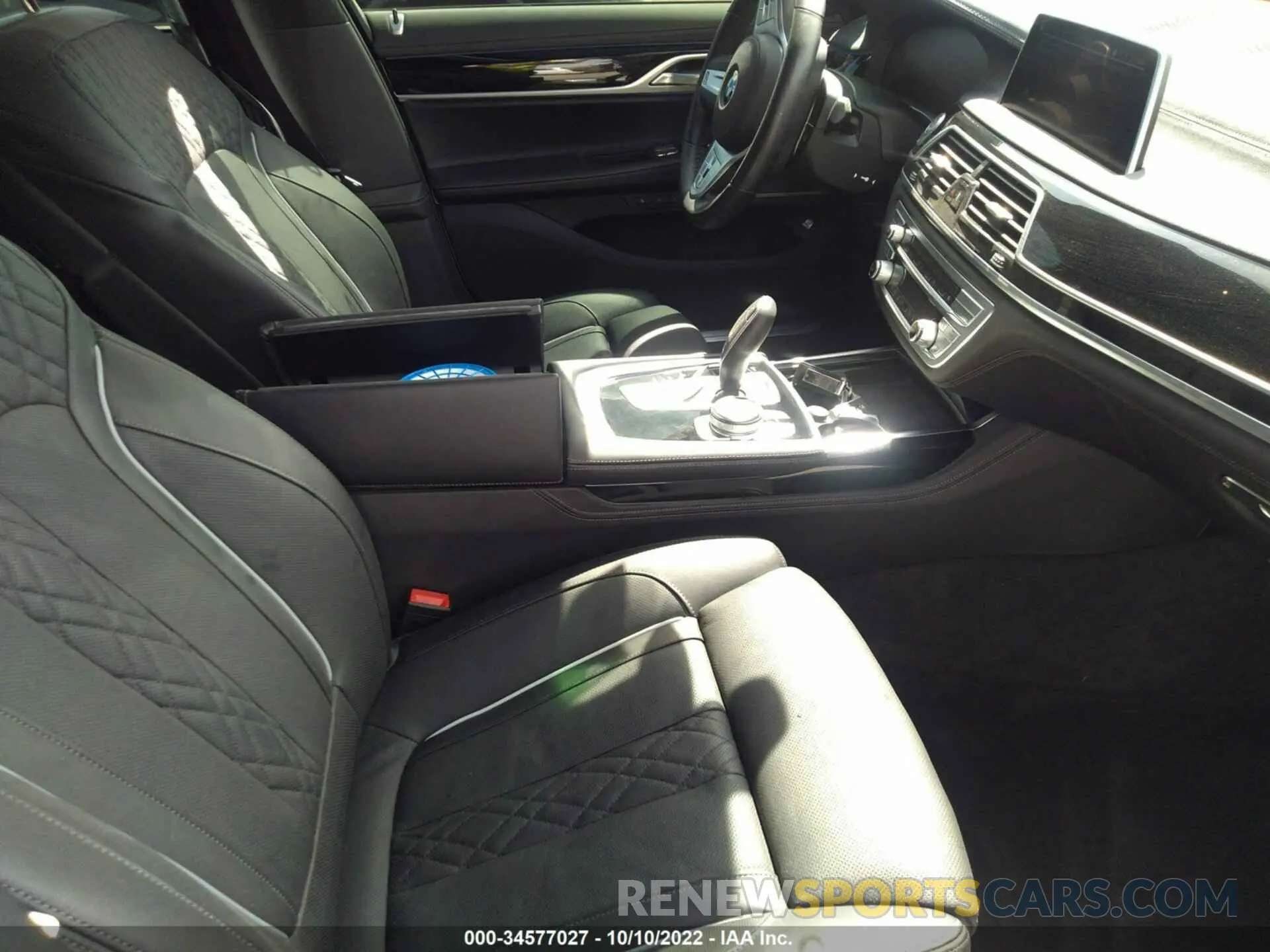 5 fotografías del automóvil dañado WBA7T2C0XNCH13958 BMW 7 SERIES 2022