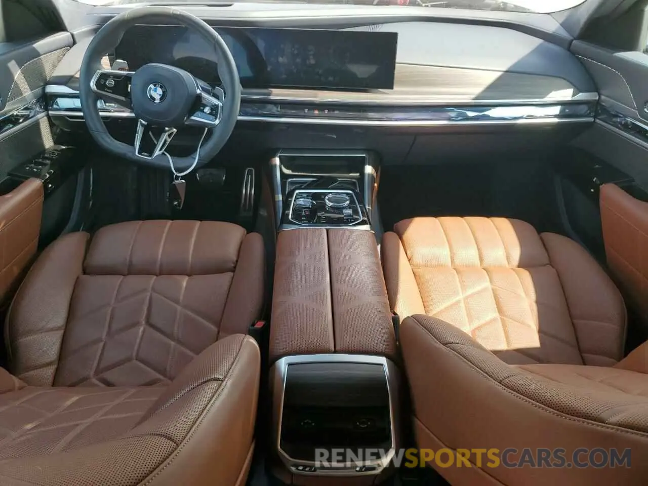 8 fotografías del automóvil dañado WBA23EH02PCM11374 BMW 7 SERIES 2023