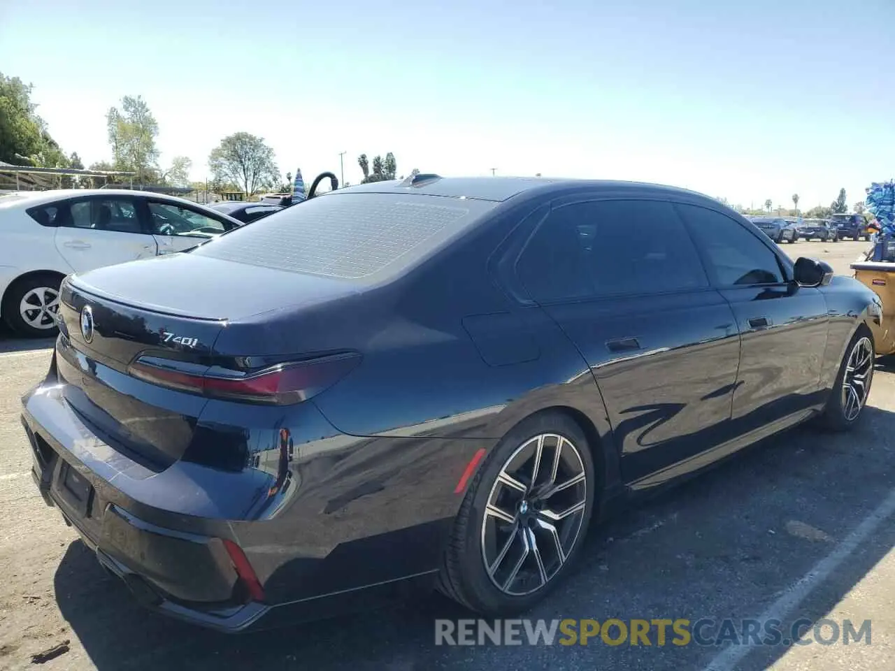 3 fotografías del automóvil dañado WBA23EH03PCN46346 BMW 7 SERIES 2023