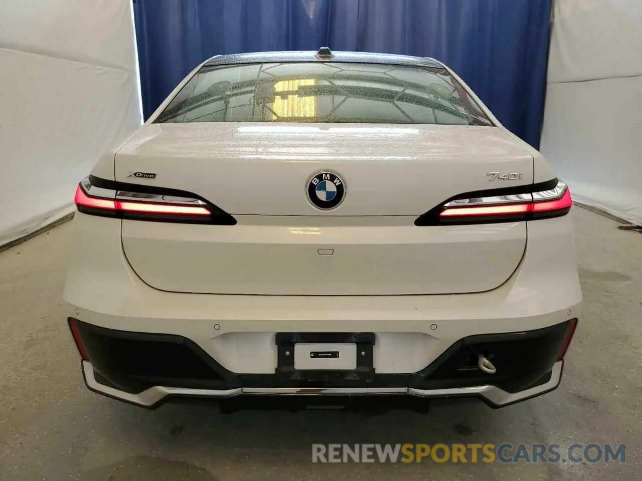 6 fotografías del automóvil dañado WBA33EH05RCR68996 BMW 7 SERIES 2024