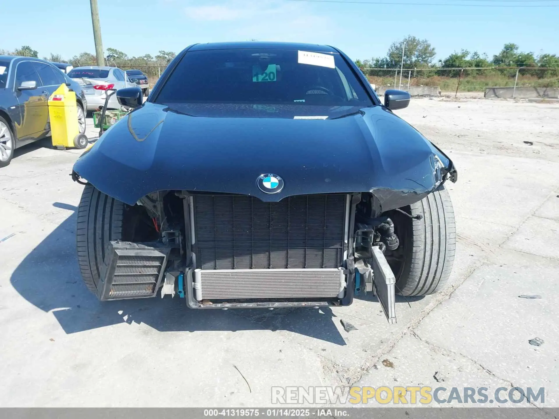 13 fotografías del automóvil dañado WBA7T2C04NCG89916 BMW 740 2022