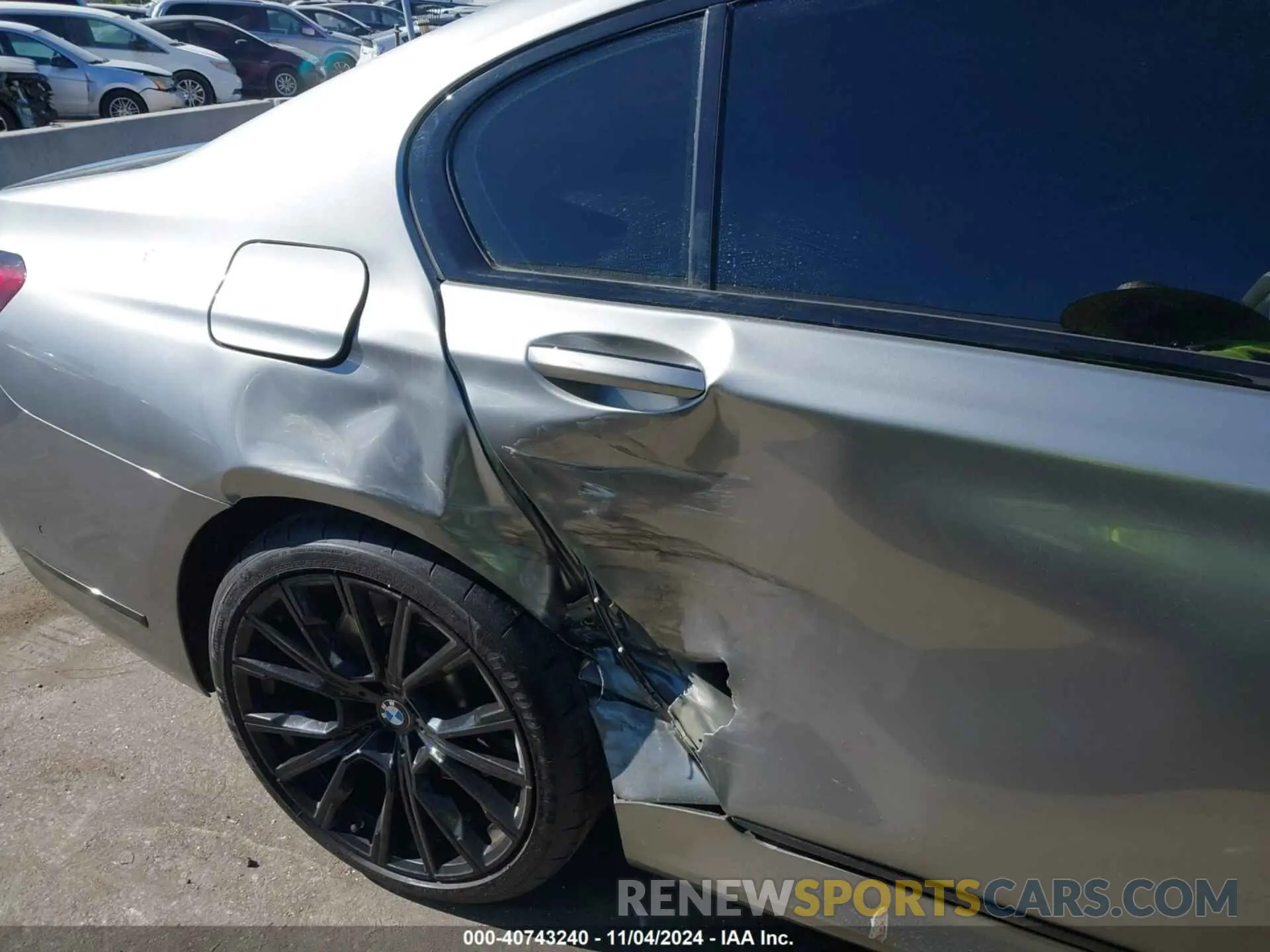 6 fotografías del automóvil dañado WBA7T2C08NCH67971 BMW 740 2022