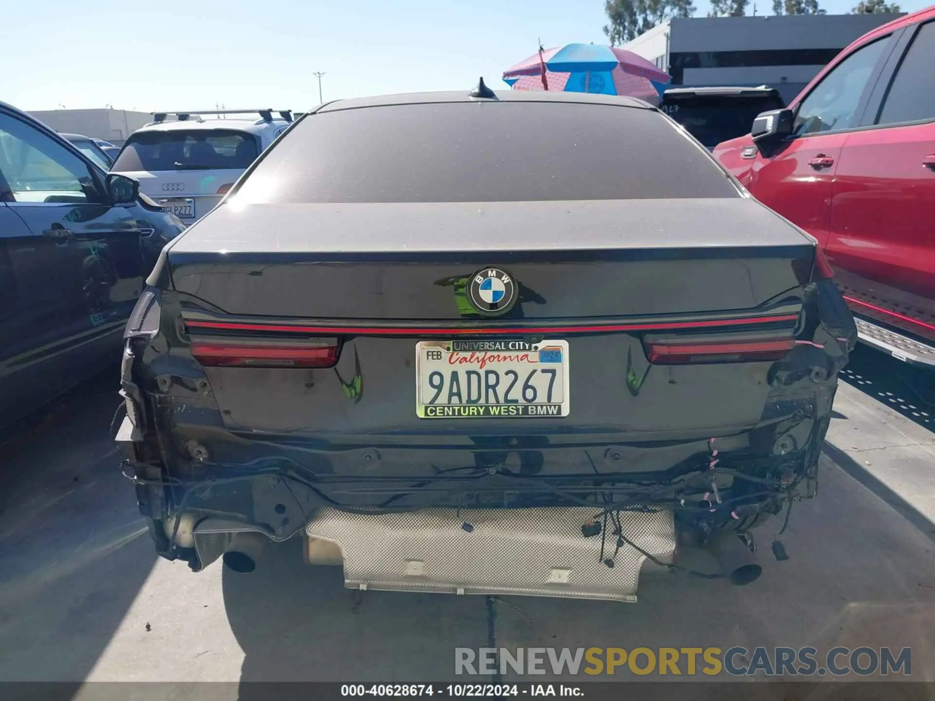 16 fotografías del automóvil dañado WBA7T2C08NCJ48283 BMW 740 2022